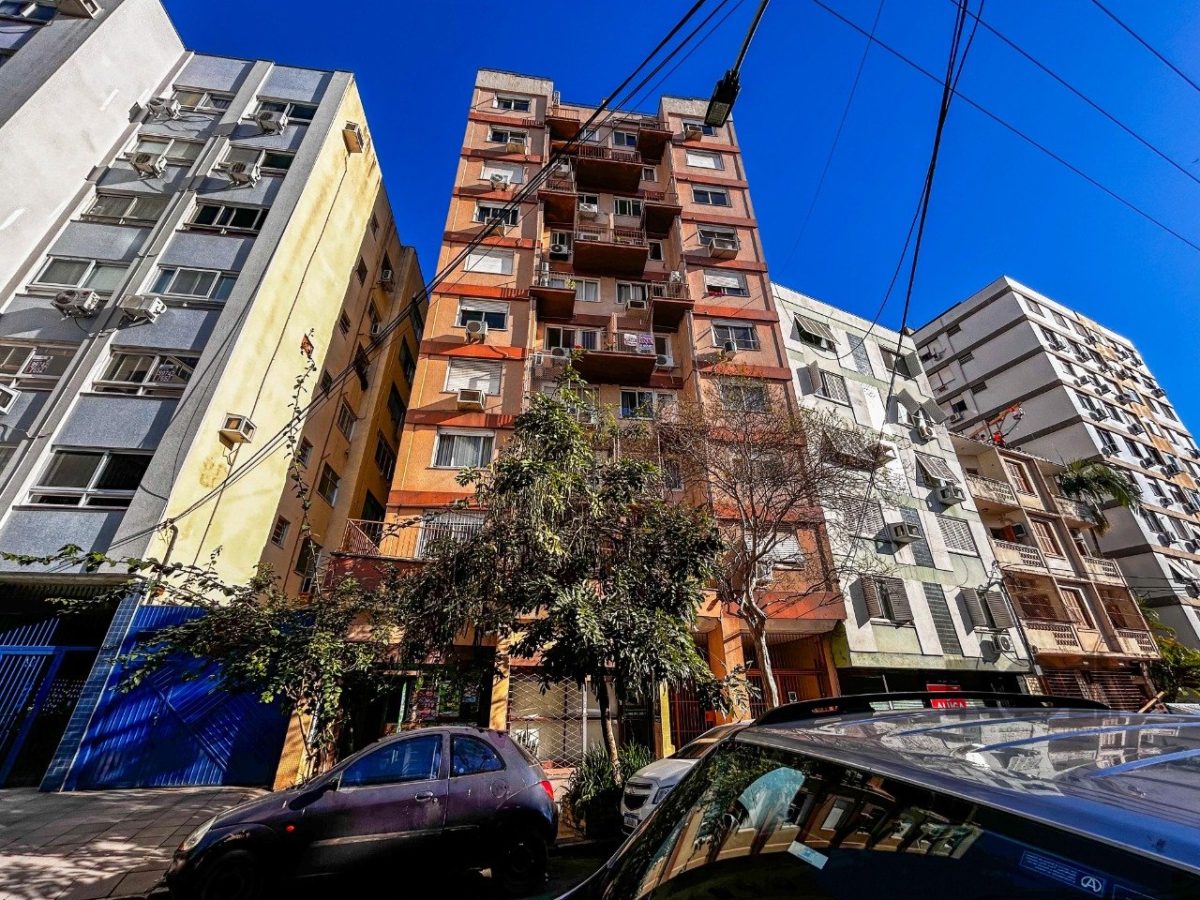 Apartamento à venda com 74m², 2 quartos, 1 vaga no bairro Centro Histórico em Porto Alegre - Foto 1