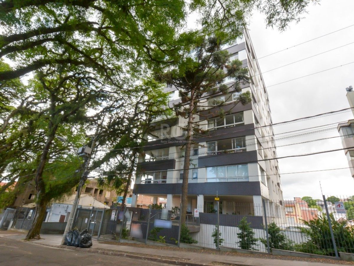 Apartamento à venda com 70m², 2 quartos, 1 suíte no bairro Partenon em Porto Alegre - Foto 1