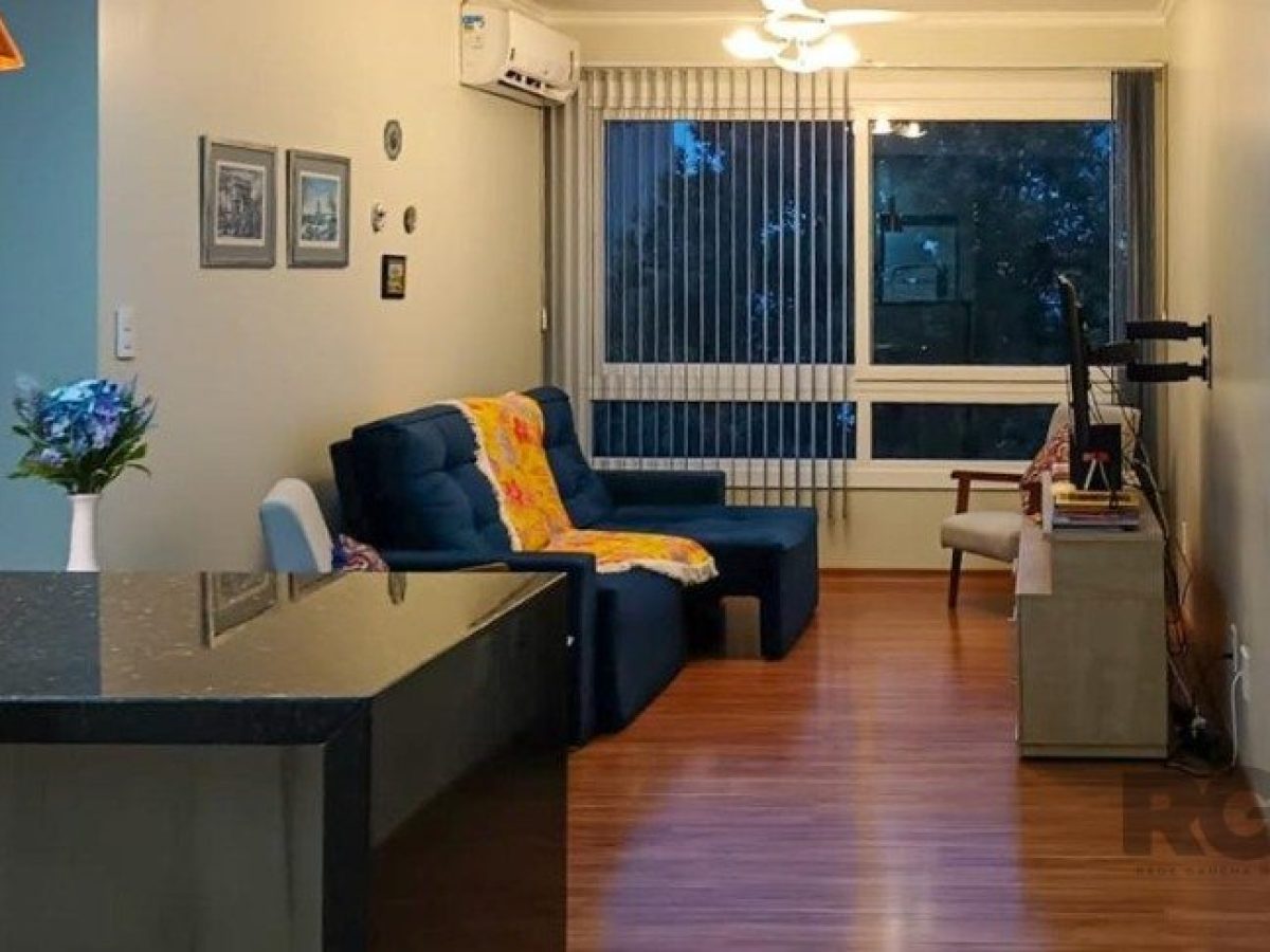 Apartamento à venda com 86m², 3 quartos, 1 suíte, 2 vagas no bairro Jardim Botânico em Porto Alegre - Foto 1