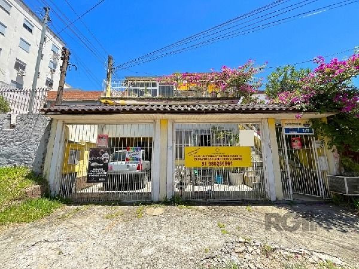 Casa à venda com 140m², 2 quartos, 1 vaga no bairro Jardim Itu em Porto Alegre - Foto 1