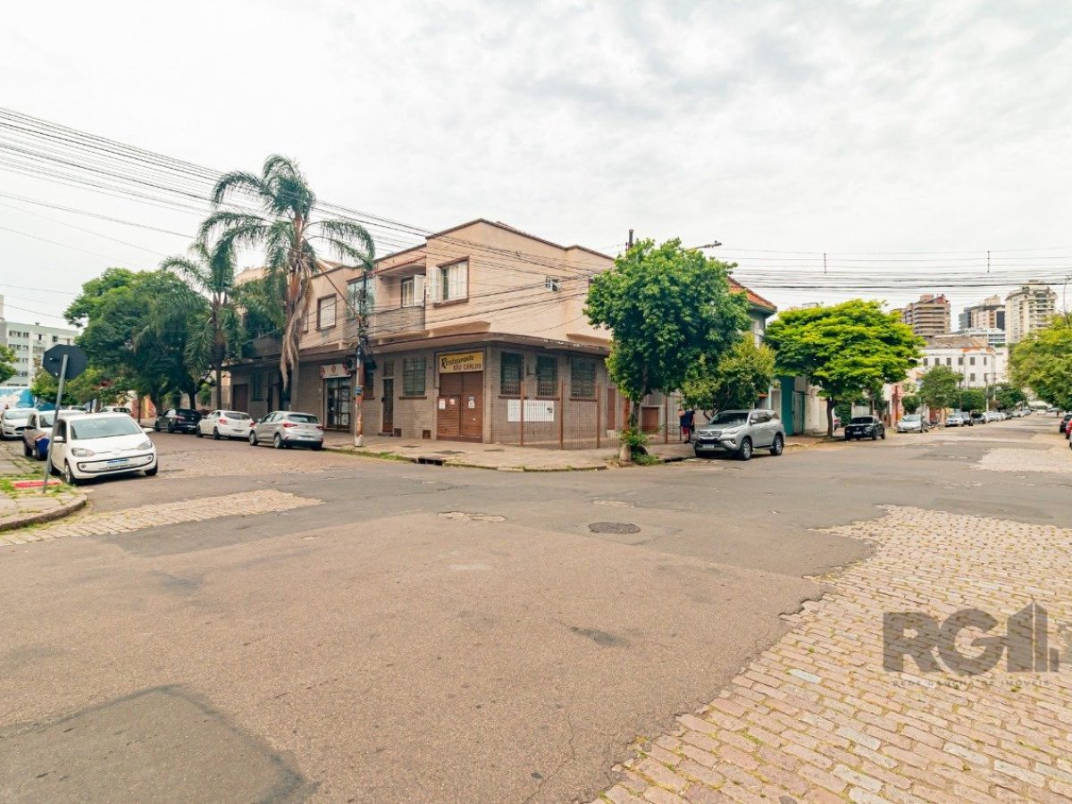 Loja à venda com 87m² no bairro Floresta em Porto Alegre - Foto 1