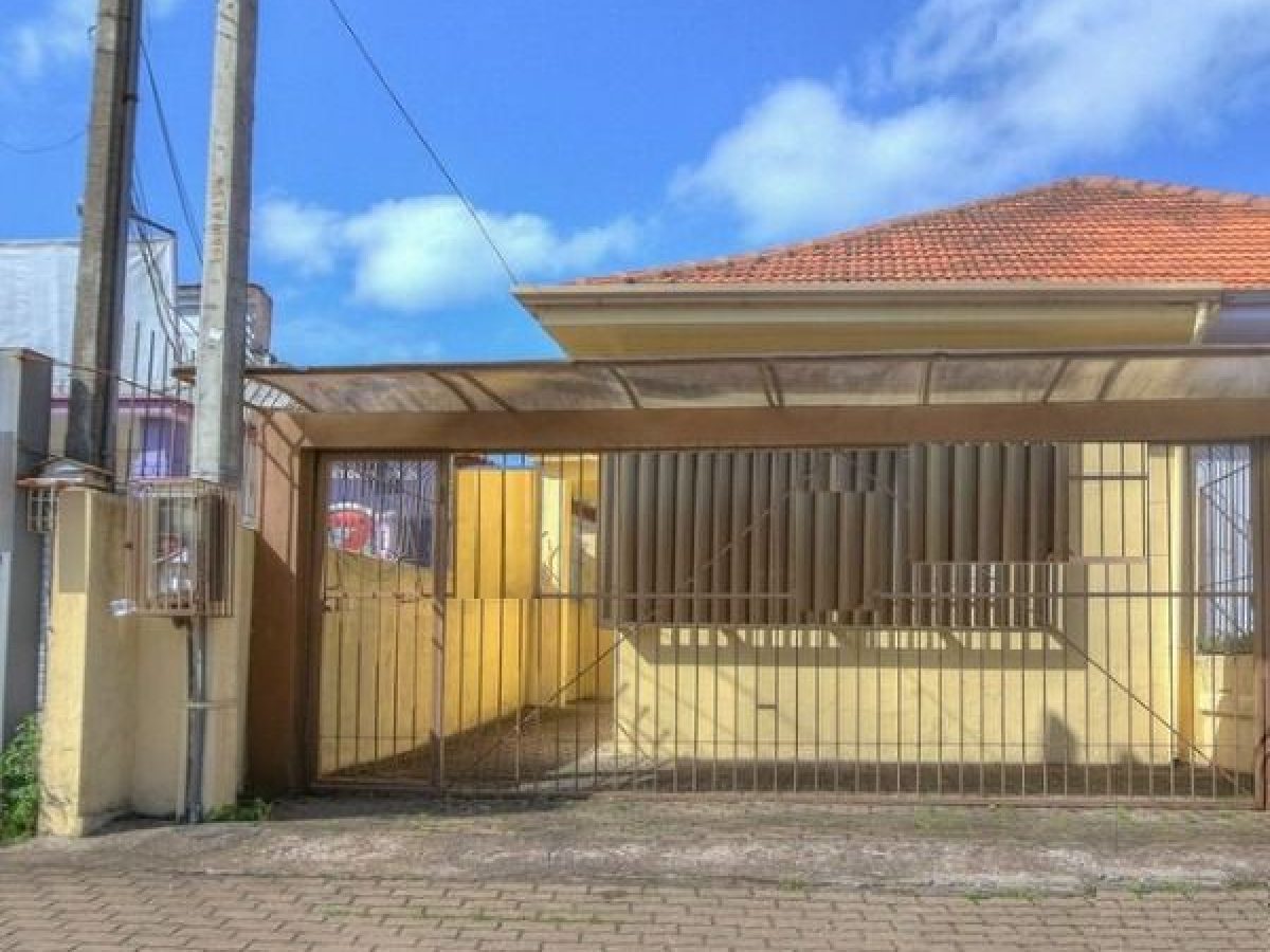 Casa à venda com 110m², 3 quartos, 2 vagas no bairro Ipanema em Porto Alegre - Foto 1