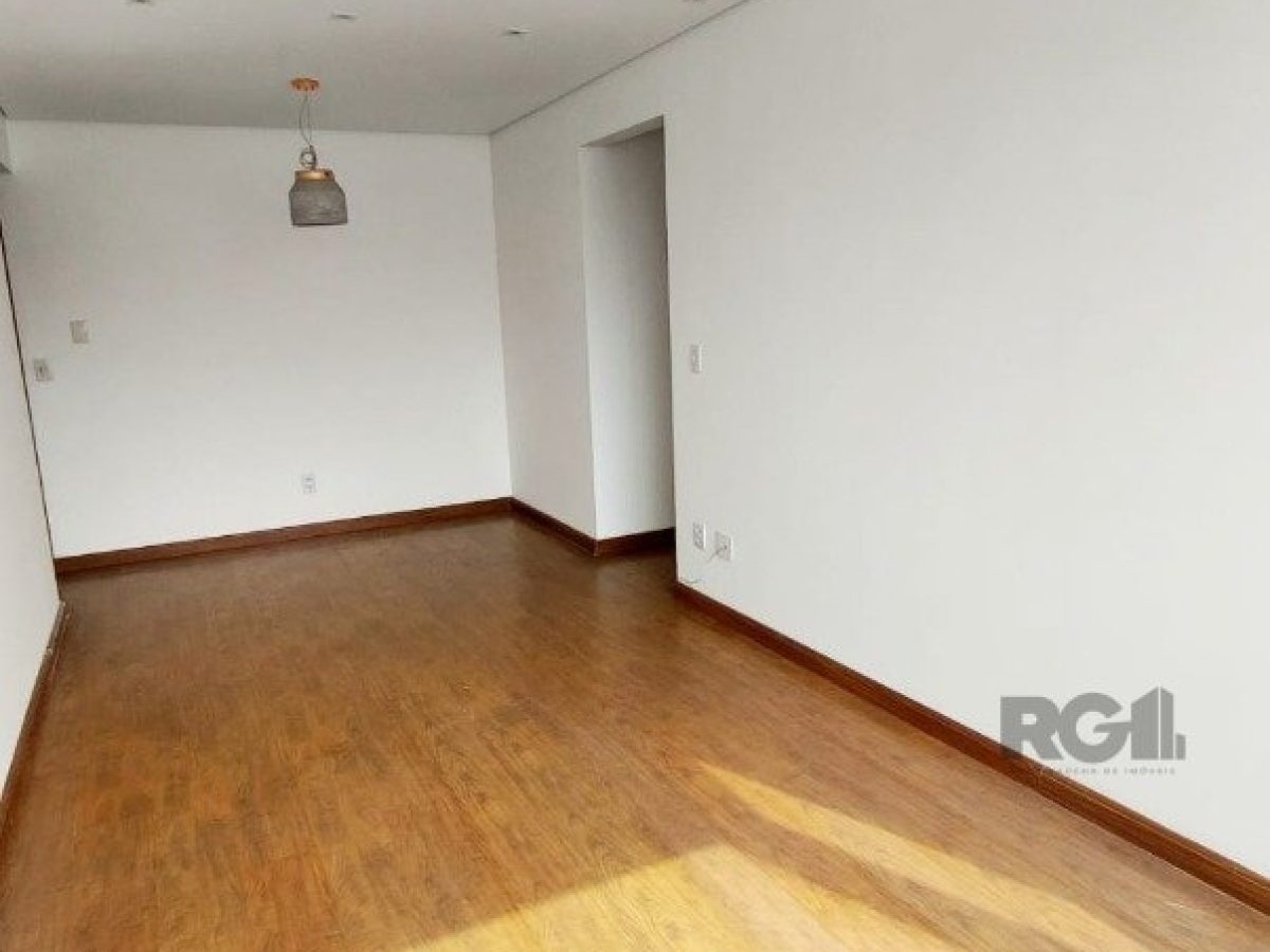 Apartamento à venda com 65m², 2 quartos, 1 suíte, 1 vaga no bairro Cidade Baixa em Porto Alegre - Foto 1