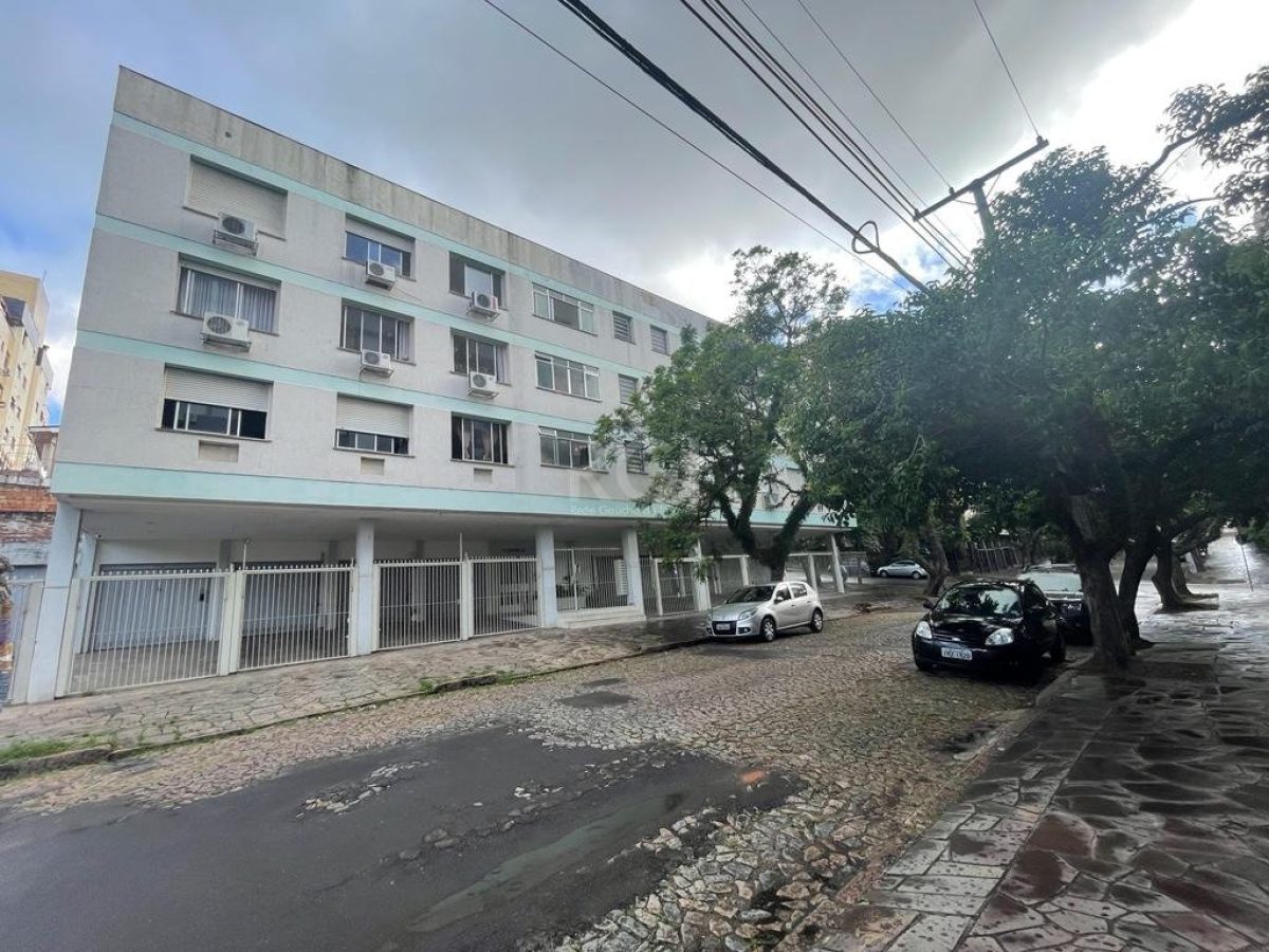 Apartamento à venda com 76m², 2 quartos, 1 vaga no bairro Petrópolis em Porto Alegre - Foto 1