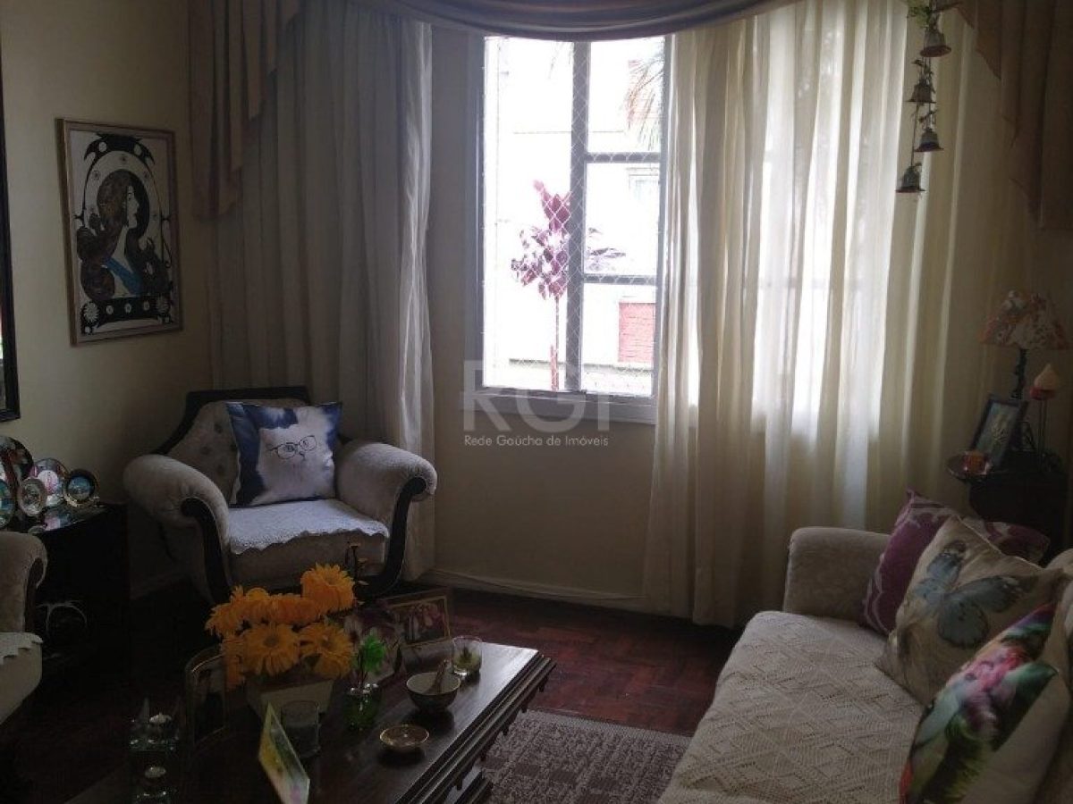 Apartamento à venda com 77m², 3 quartos, 1 vaga no bairro Medianeira em Porto Alegre - Foto 1