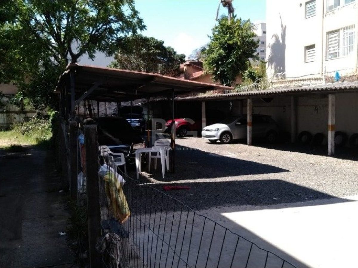 Predio à venda com 1.380m² no bairro Cristal em Porto Alegre - Foto 1