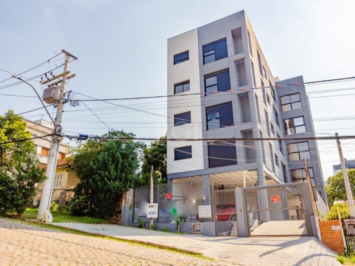 Apartamento à venda com 100m², 3 quartos, 1 suíte, 1 vaga no bairro Tristeza em Porto Alegre - Foto 1