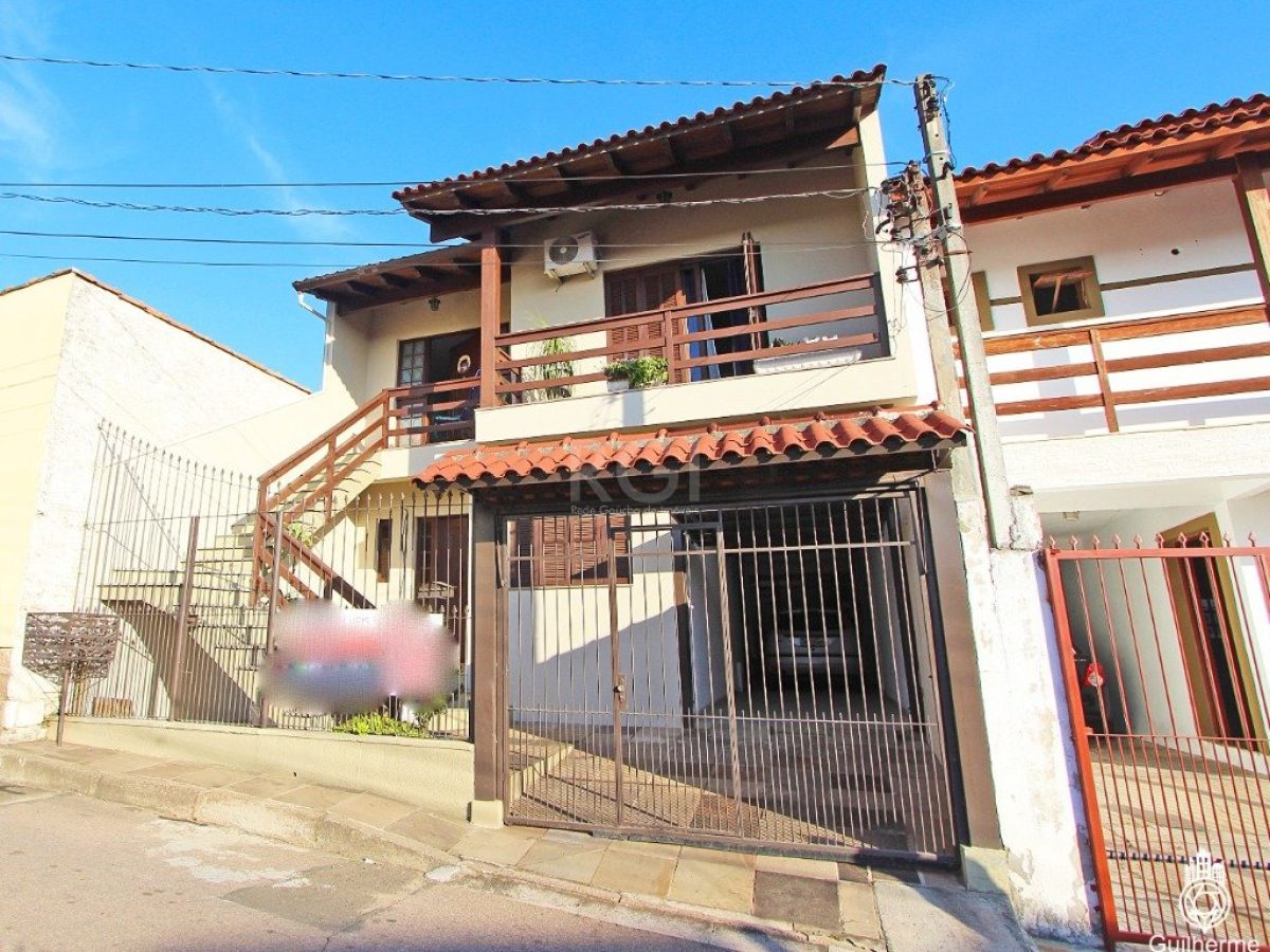 Casa à venda com 245m², 5 quartos, 3 vagas no bairro Jardim Itu em Porto Alegre - Foto 1