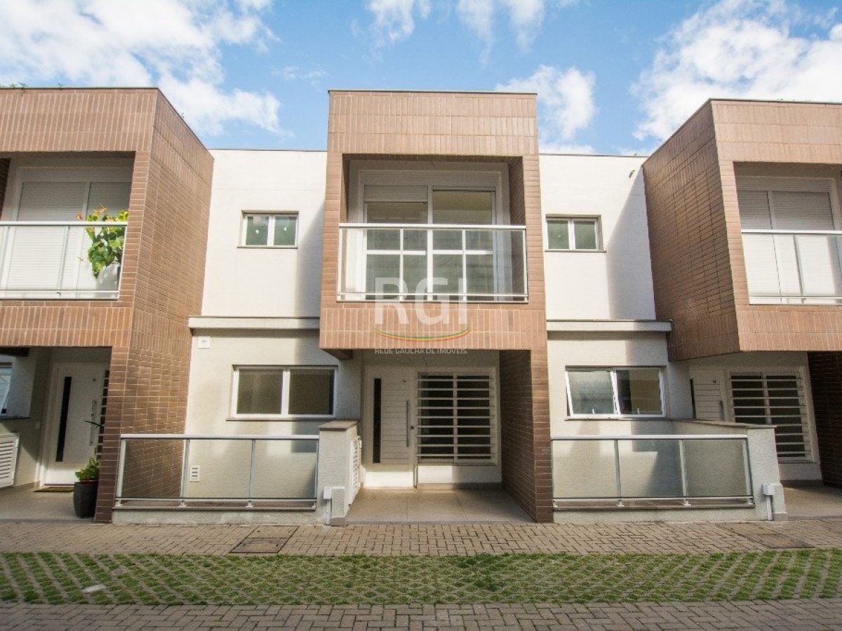 Casa Condominio à venda com 250m², 3 quartos, 3 suítes, 3 vagas no bairro Cristal em Porto Alegre - Foto 1