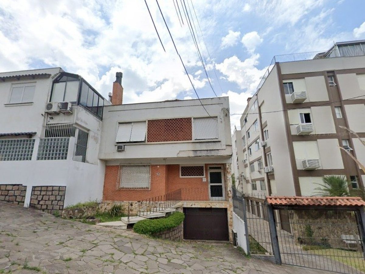 Apartamento à venda com 121m², 4 quartos, 1 suíte, 2 vagas no bairro Petrópolis em Porto Alegre - Foto 1