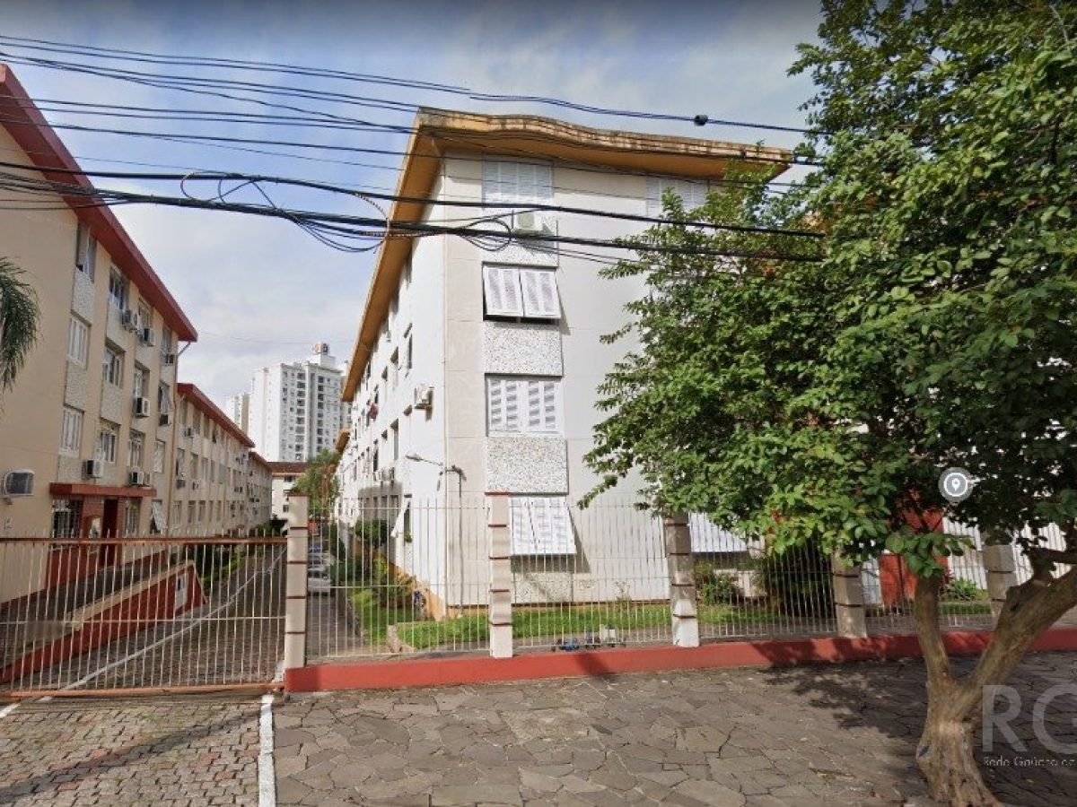 Apartamento à venda com 56m², 2 quartos, 1 vaga no bairro Higienópolis em Porto Alegre - Foto 1