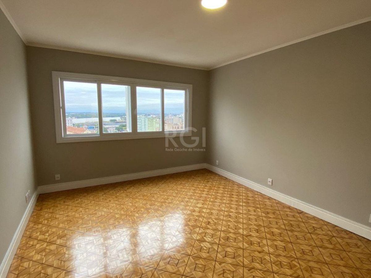 Apartamento à venda com 122m², 3 quartos, 1 suíte, 1 vaga no bairro Independência em Porto Alegre - Foto 1