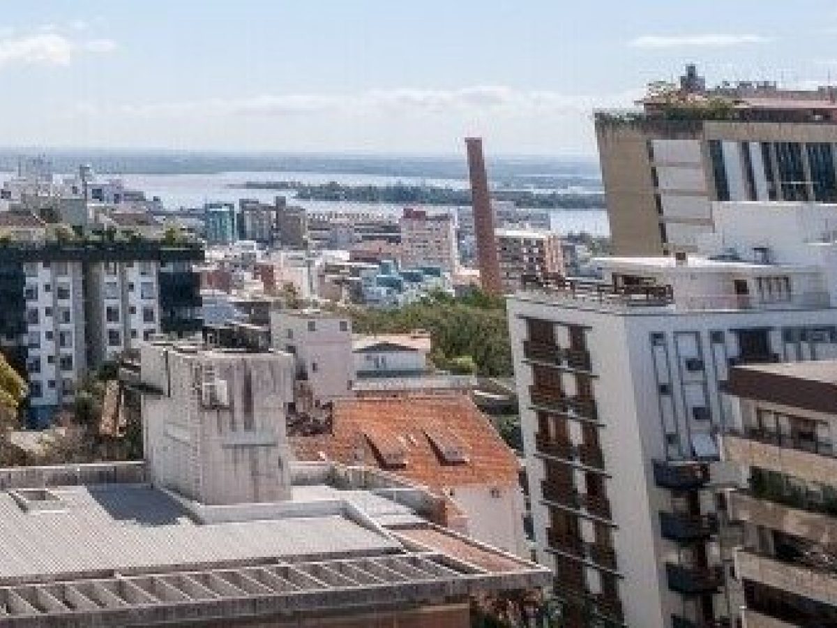 Apartamento à venda com 208m², 3 quartos, 1 suíte, 1 vaga no bairro Independência em Porto Alegre - Foto 1