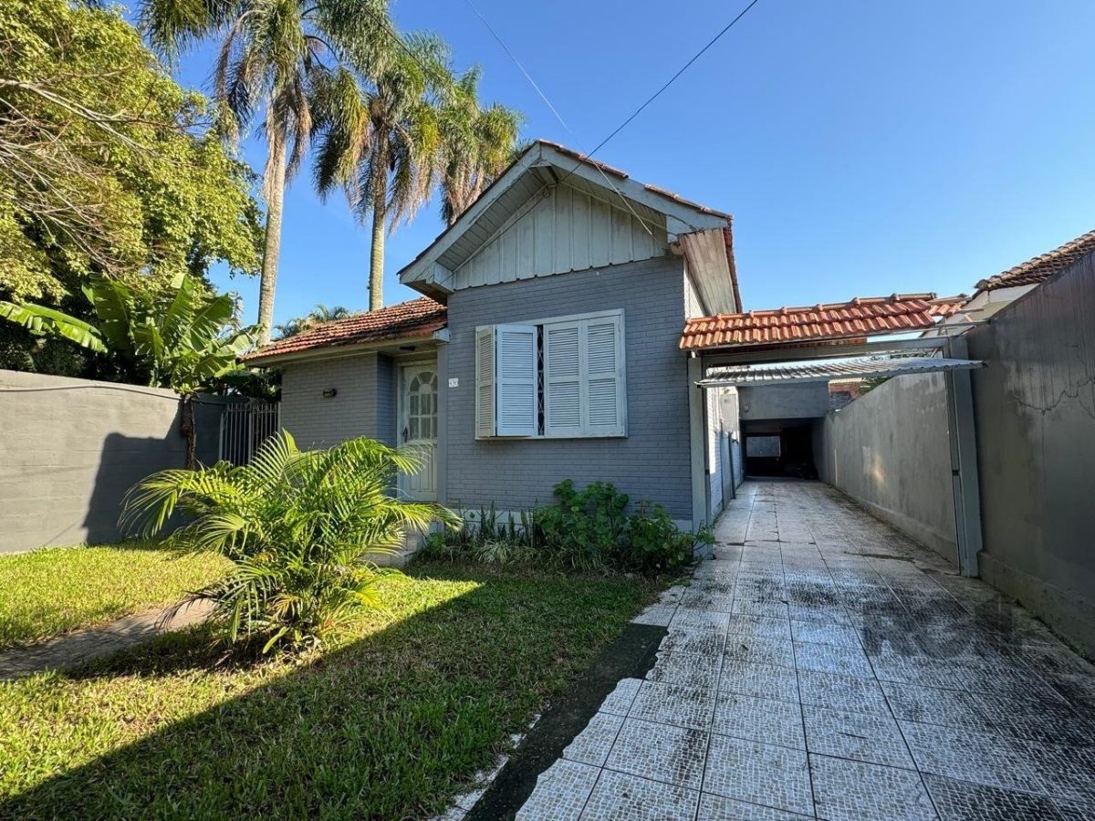 Casa à venda com 100m², 3 quartos no bairro Ipanema em Porto Alegre - Foto 1