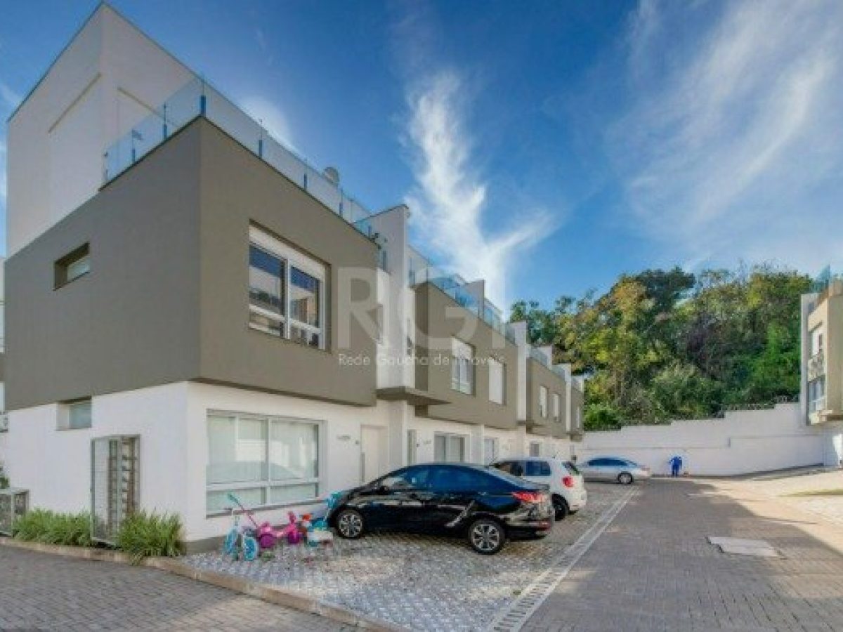 Casa Condominio à venda com 192m², 3 quartos, 2 suítes, 2 vagas no bairro Glória em Porto Alegre - Foto 1