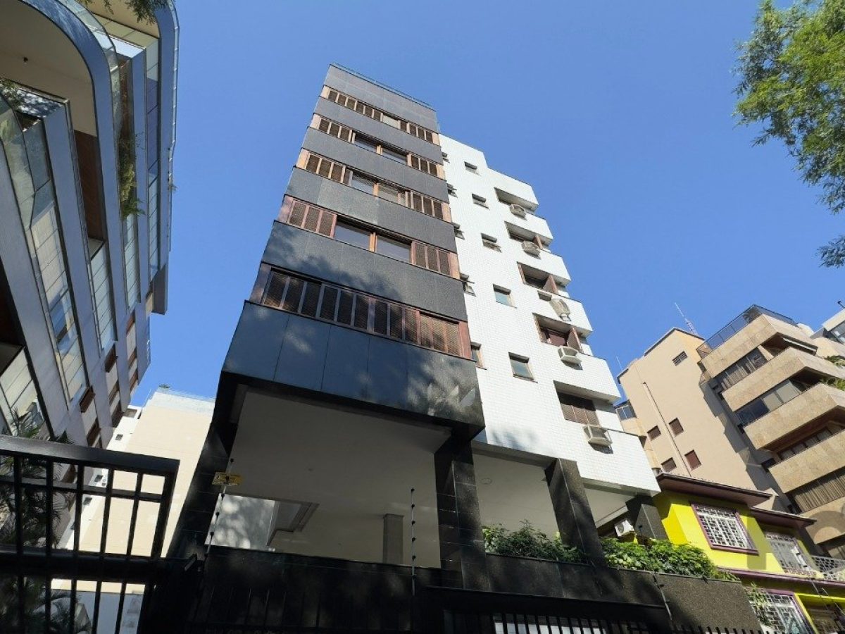 Apartamento à venda com 138m², 4 quartos, 1 suíte, 2 vagas no bairro Petrópolis em Porto Alegre - Foto 1