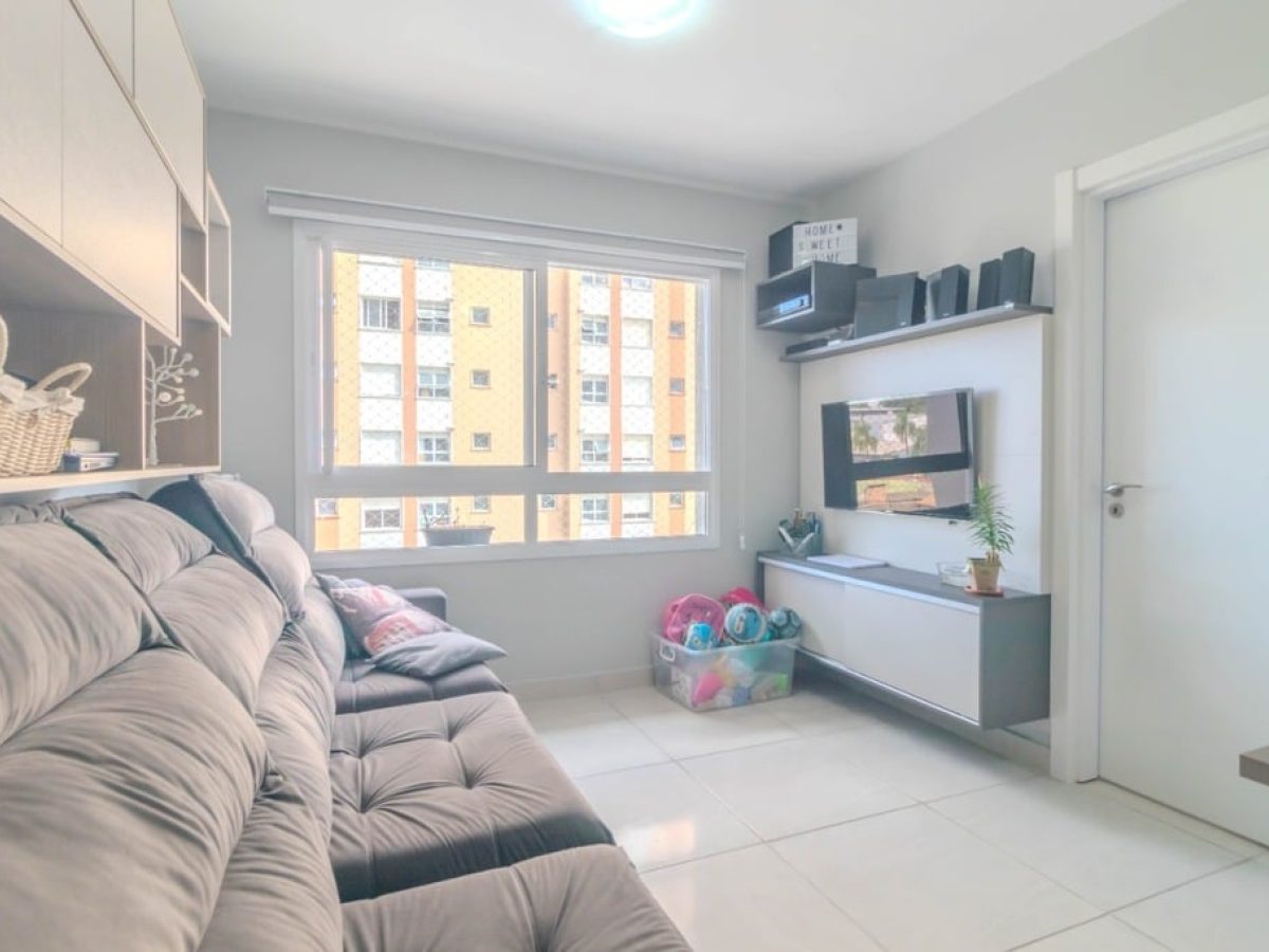 Apartamento à venda com 40m², 1 quarto, 1 vaga no bairro Partenon em Porto Alegre - Foto 1