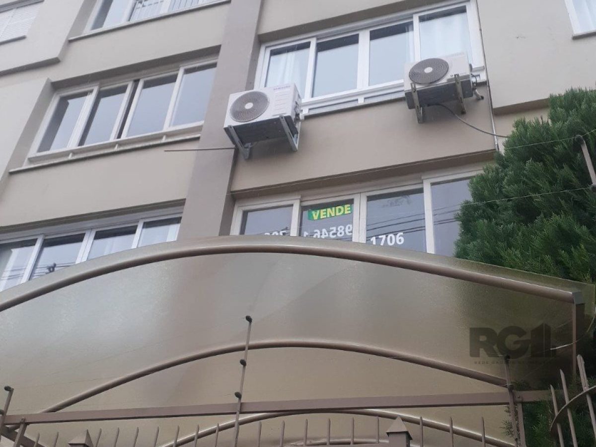 Apartamento à venda com 79m², 2 quartos no bairro Medianeira em Porto Alegre - Foto 1