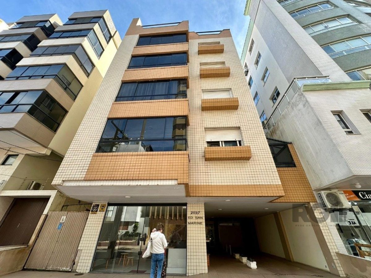 Apartamento à venda com 82m², 2 quartos, 1 suíte no bairro Centro em Capão da Canoa - Foto 1