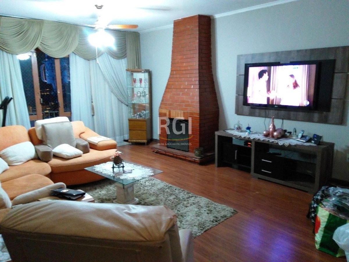 Cobertura à venda com 323m², 3 quartos, 1 suíte no bairro Partenon em Porto Alegre - Foto 1