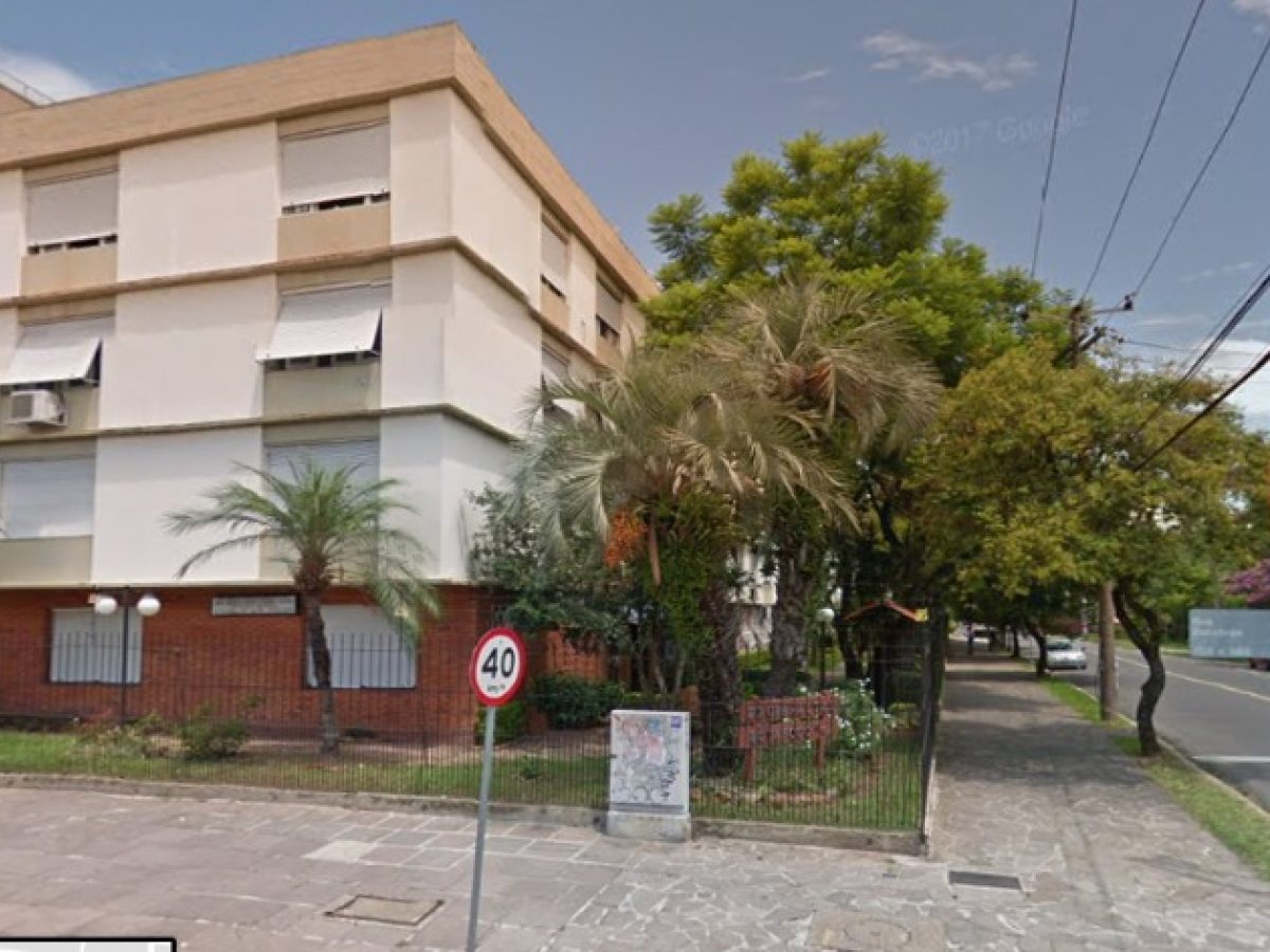 Apartamento à venda com 83m², 3 quartos, 1 suíte, 1 vaga no bairro Menino Deus em Porto Alegre - Foto 1