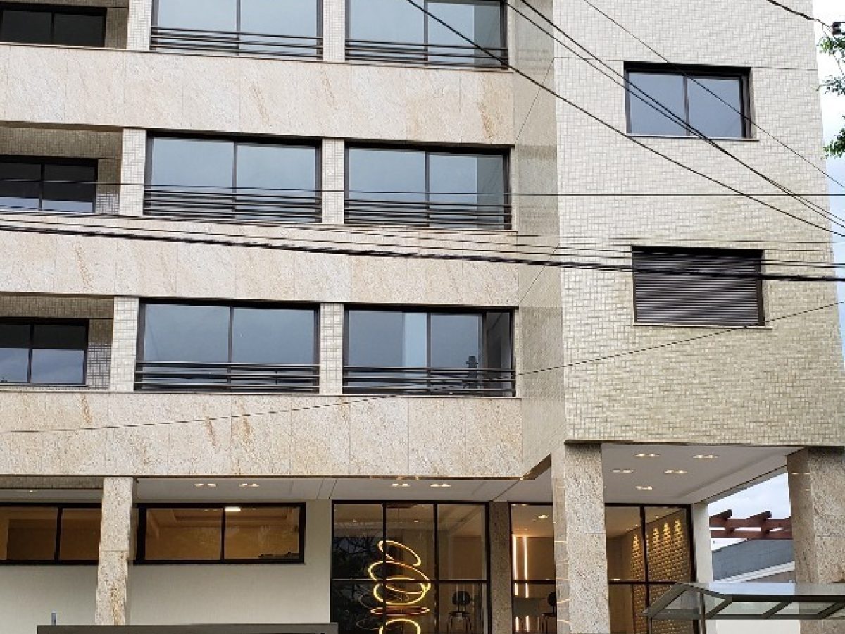 Apartamento à venda com 78m², 2 quartos, 2 suítes, 1 vaga no bairro Petrópolis em Porto Alegre - Foto 1