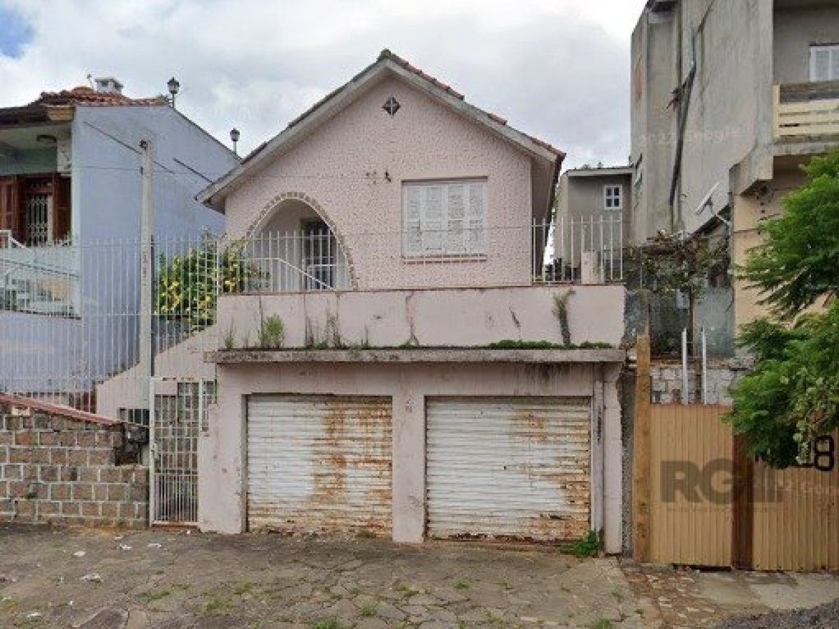 Casa à venda, 3 quartos, 2 vagas no bairro Santo Antônio em Porto Alegre - Foto 1