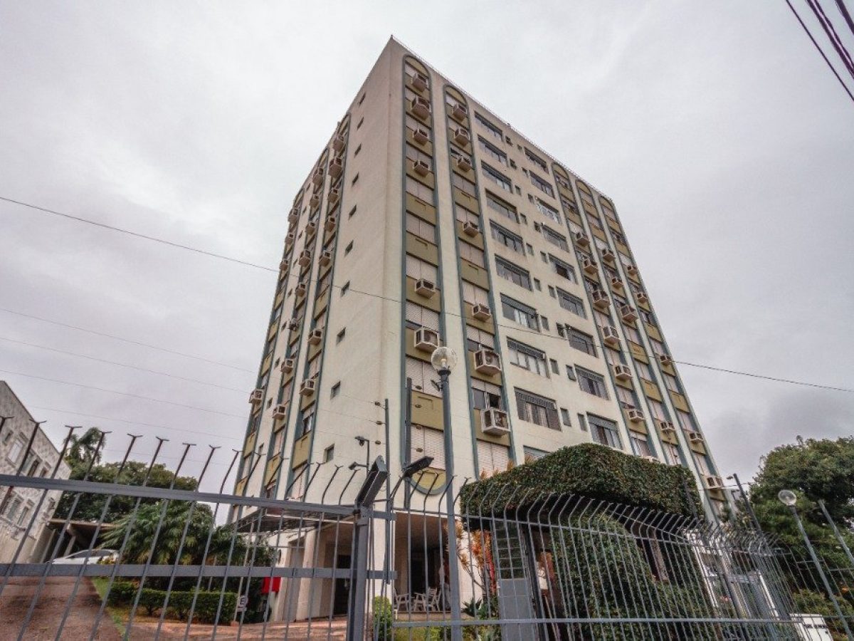 Apartamento à venda com 105m², 3 quartos, 1 suíte, 1 vaga no bairro Medianeira em Porto Alegre - Foto 1