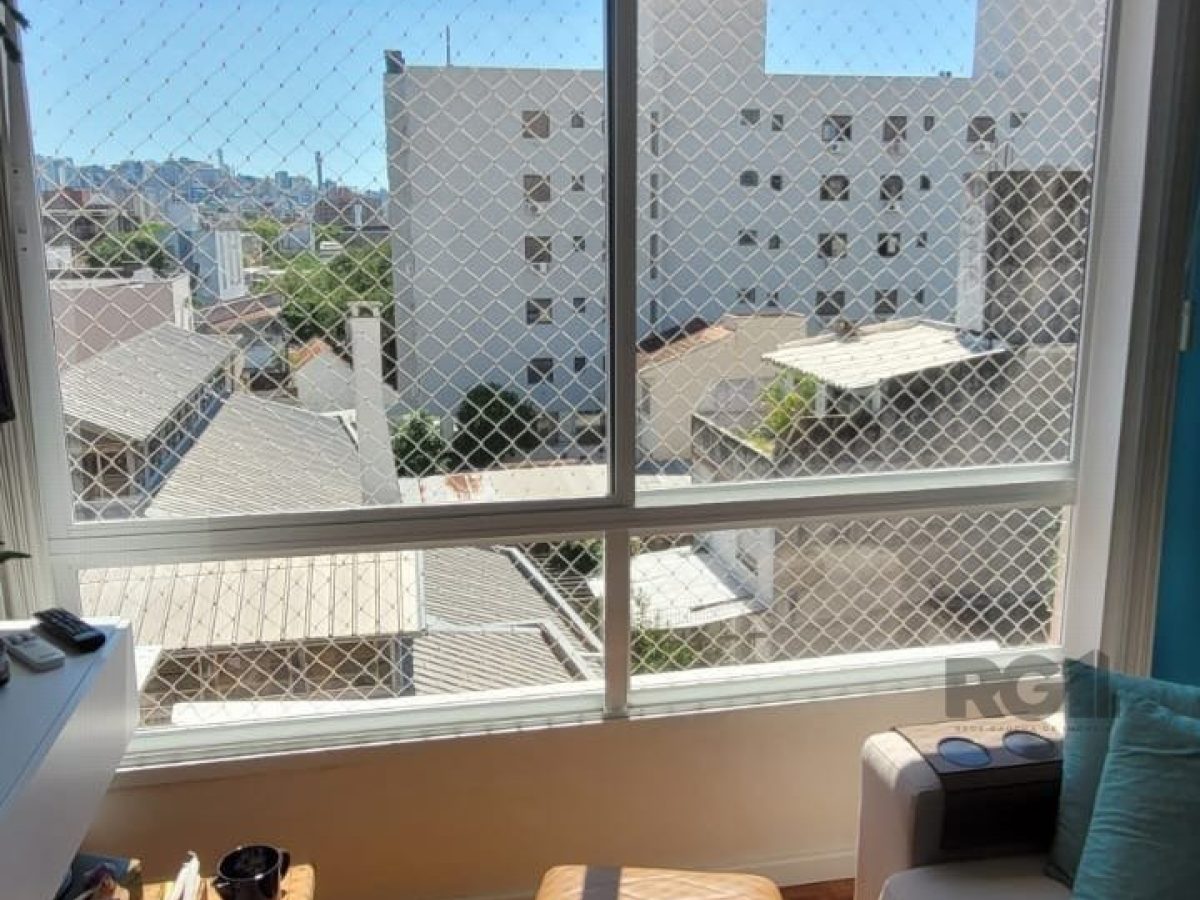 Apartamento à venda com 56m², 2 quartos, 1 vaga no bairro Santana em Porto Alegre - Foto 1