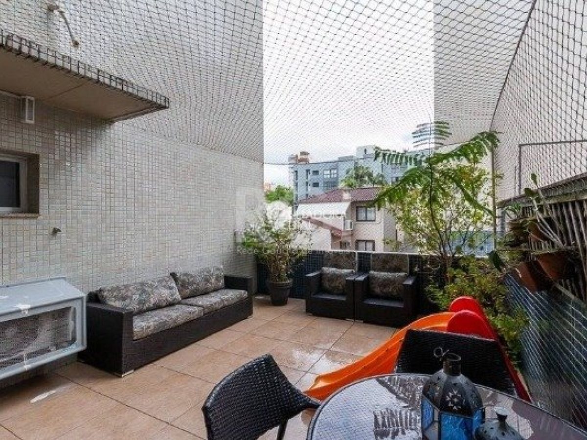 Apartamento à venda com 120m², 2 quartos, 1 suíte, 1 vaga no bairro Tristeza em Porto Alegre - Foto 1