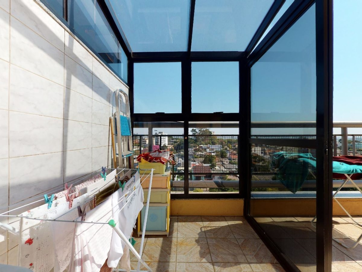 Cobertura à venda com 155m², 3 quartos, 1 suíte, 2 vagas no bairro Cristo Redentor em Porto Alegre - Foto 1