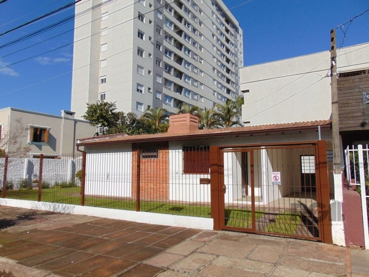 Casa à venda com 84m², 2 quartos, 2 vagas no bairro Jardim Botânico em Porto Alegre - Foto 1