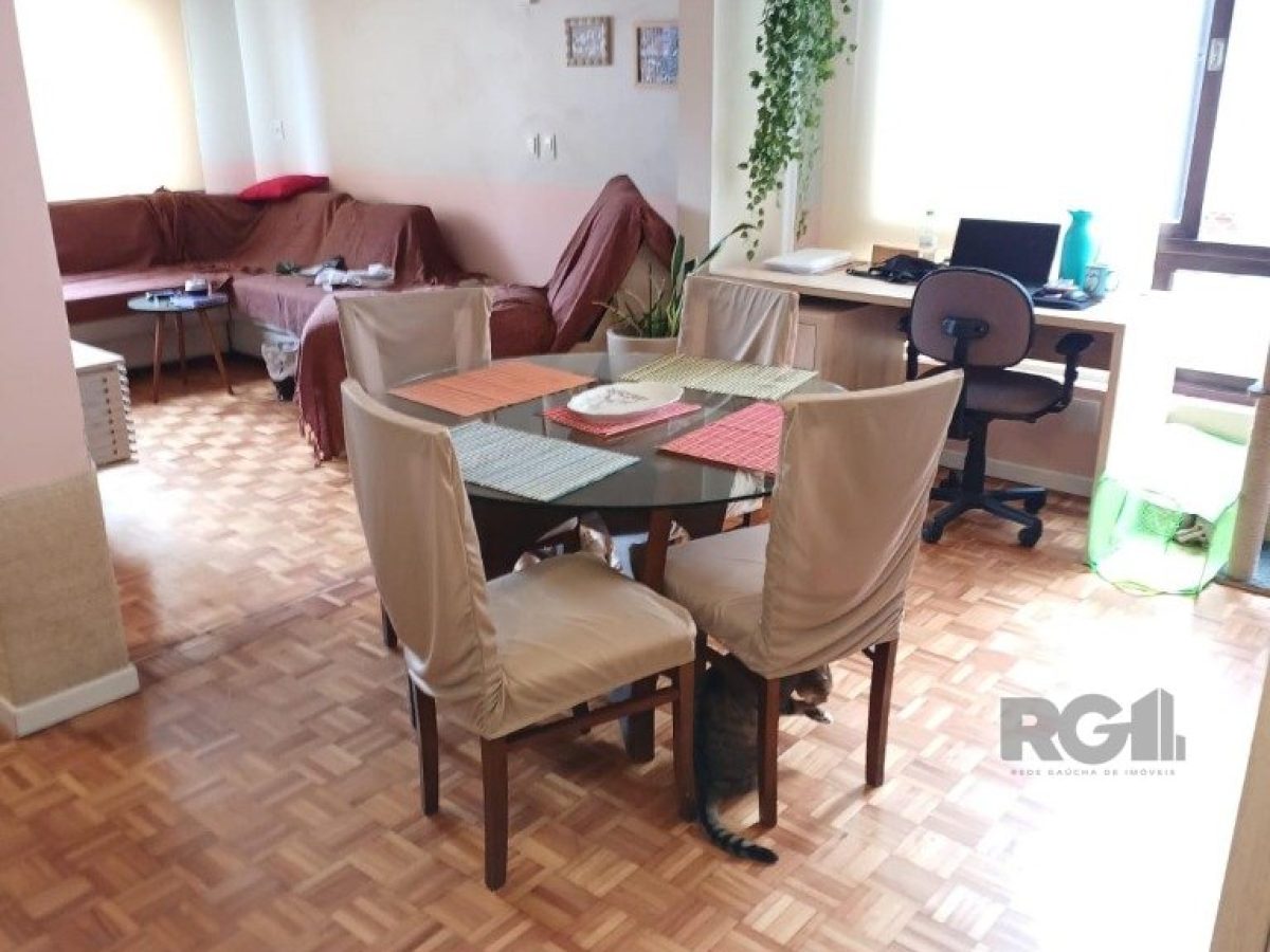 Apartamento à venda com 74m², 2 quartos, 1 vaga no bairro Higienópolis em Porto Alegre - Foto 1