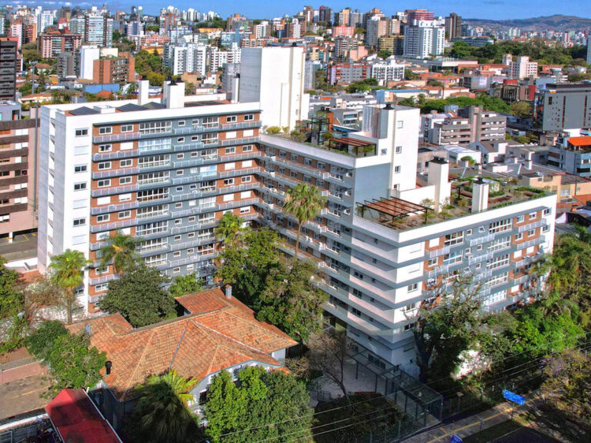 Apartamento à venda com 77m², 3 quartos, 1 suíte, 2 vagas no bairro Moinhos de Vento em Porto Alegre - Foto 1