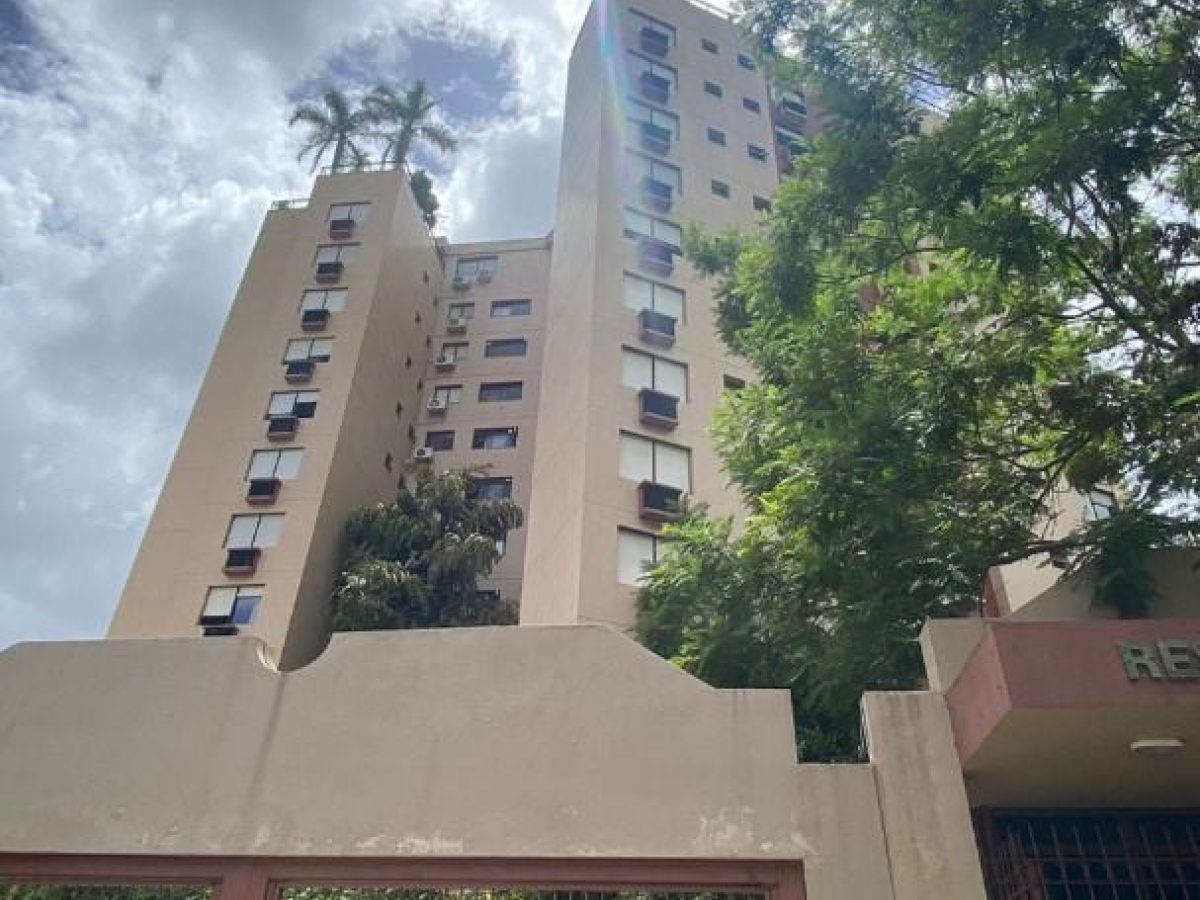 Apartamento à venda com 89m², 2 quartos, 1 suíte, 1 vaga no bairro Chácara das Pedras em Porto Alegre - Foto 1