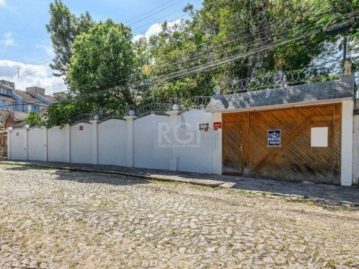 Casa à venda com 500m², 5 quartos, 4 suítes, 6 vagas no bairro Ipanema em Porto Alegre - Foto 1