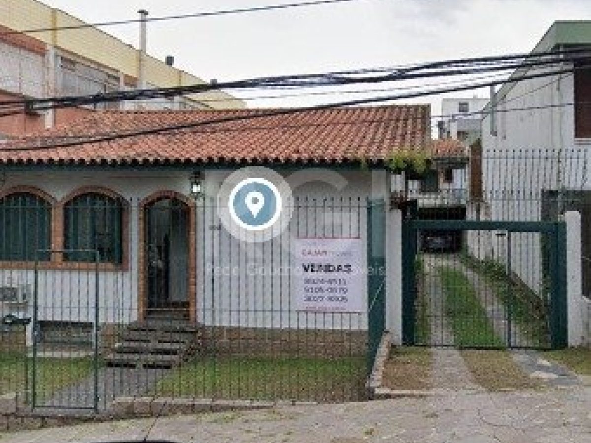 Casa à venda com 300m², 3 quartos, 3 vagas no bairro Petrópolis em Porto Alegre - Foto 1