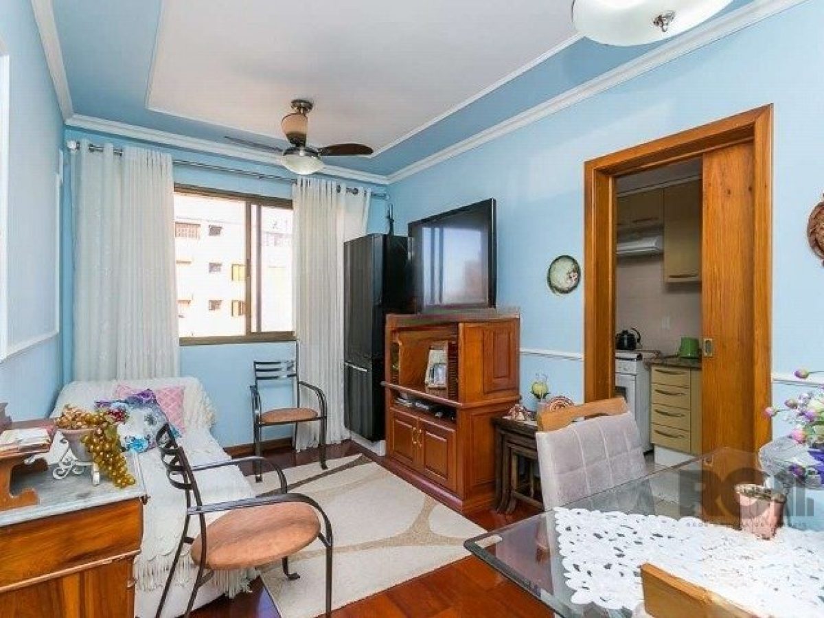 Apartamento à venda com 46m², 1 quarto no bairro Santana em Porto Alegre - Foto 1