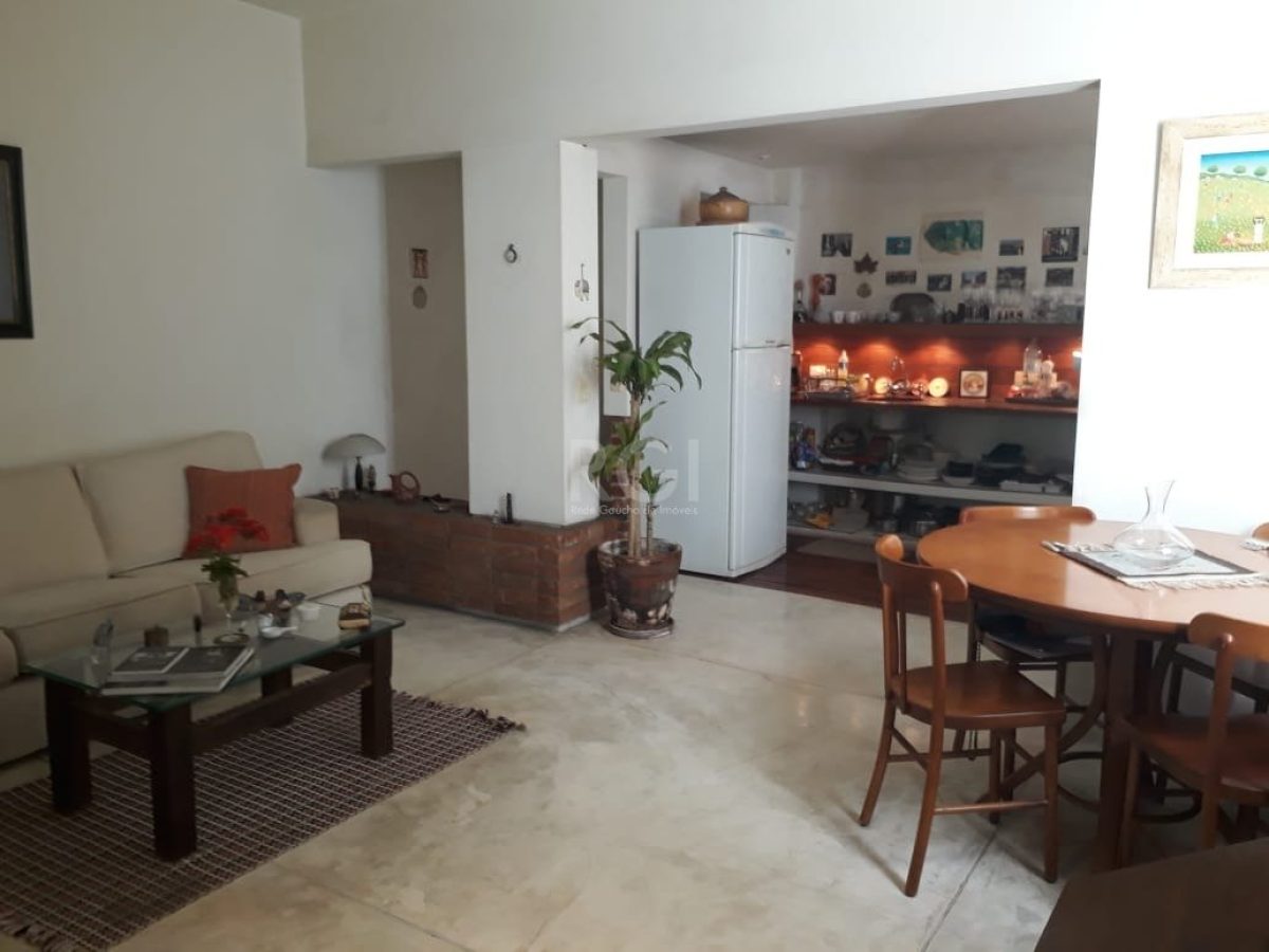 Apartamento à venda com 72m², 2 quartos no bairro Rio Branco em Porto Alegre - Foto 1