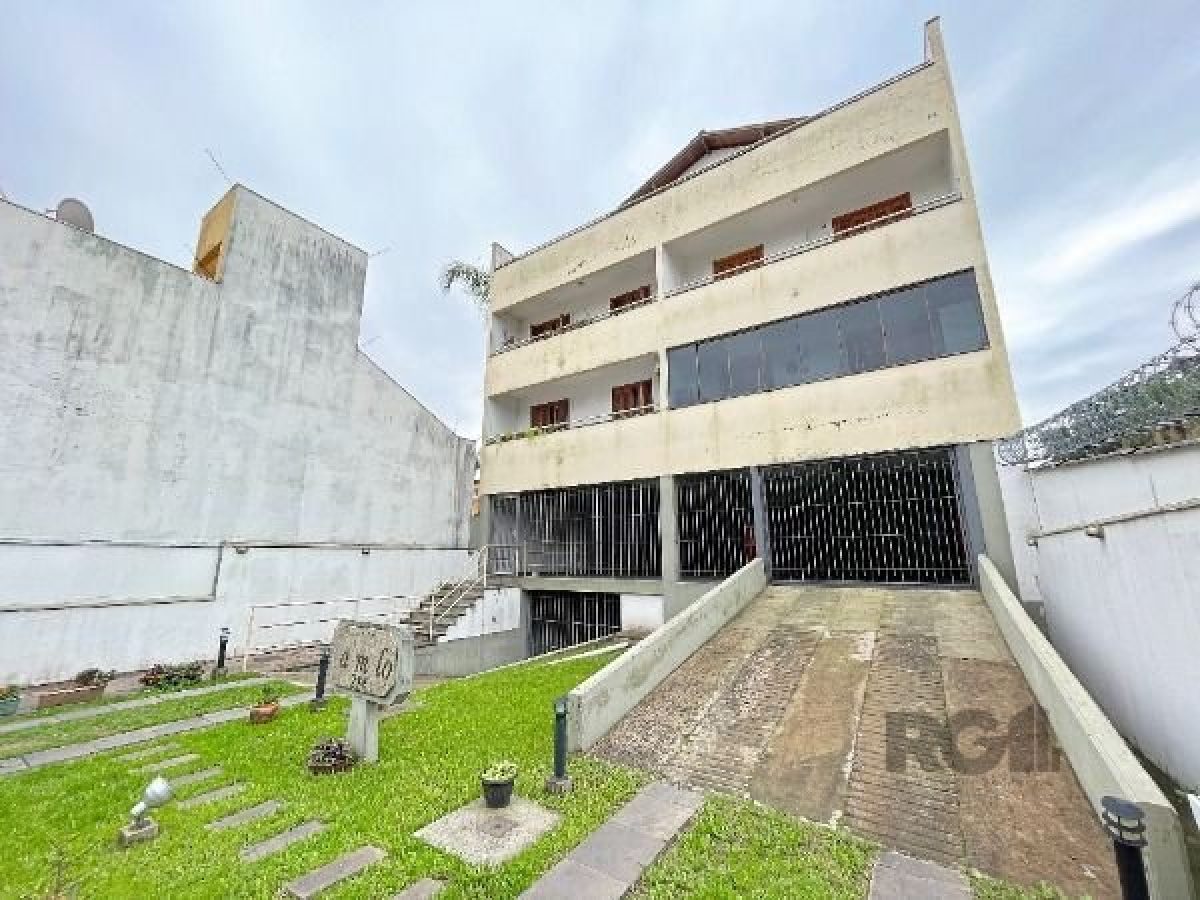 Apartamento à venda com 109m², 2 quartos, 1 vaga no bairro Medianeira em Porto Alegre - Foto 1