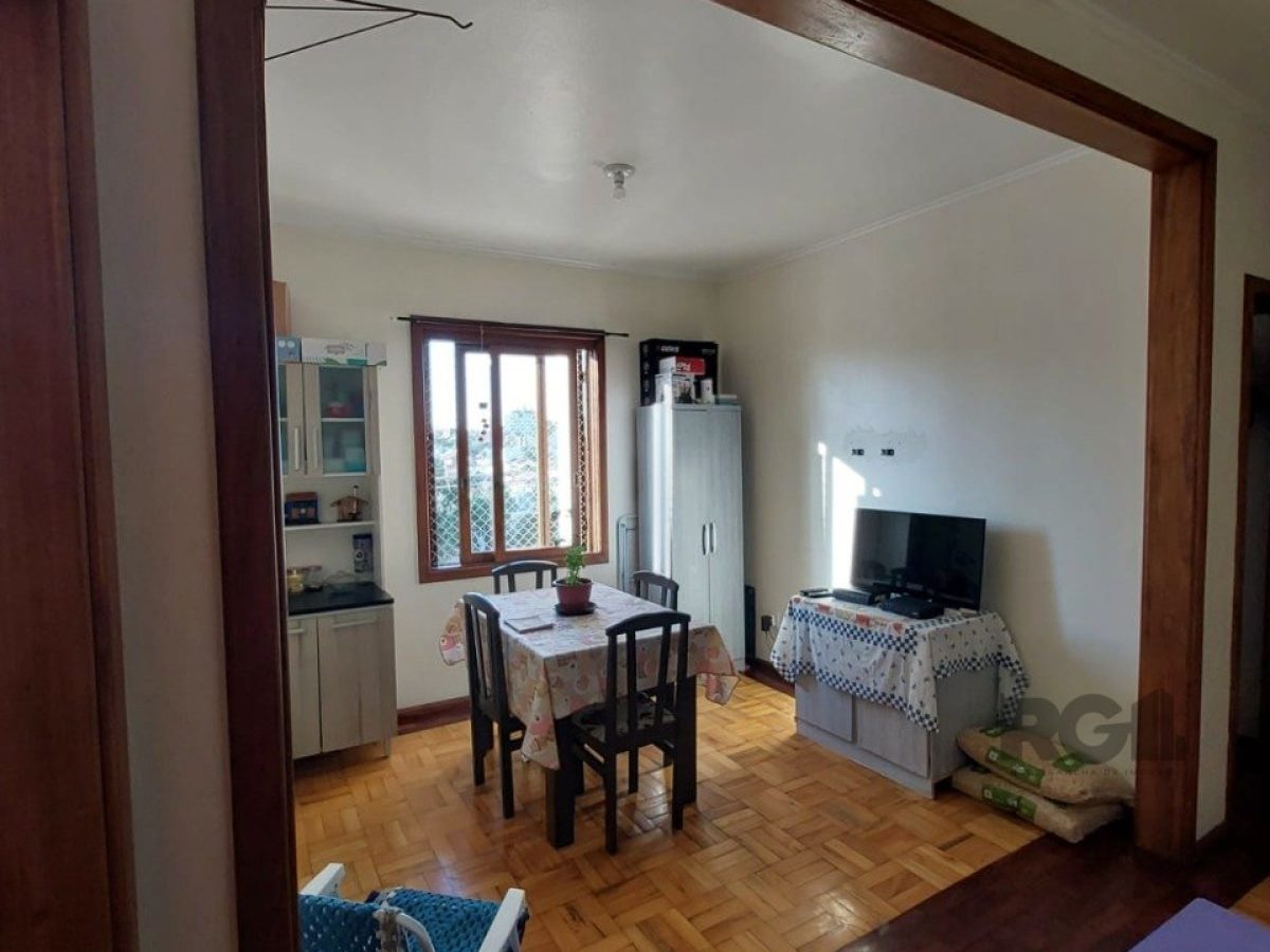 Apartamento à venda com 76m², 3 quartos no bairro Petrópolis em Porto Alegre - Foto 1