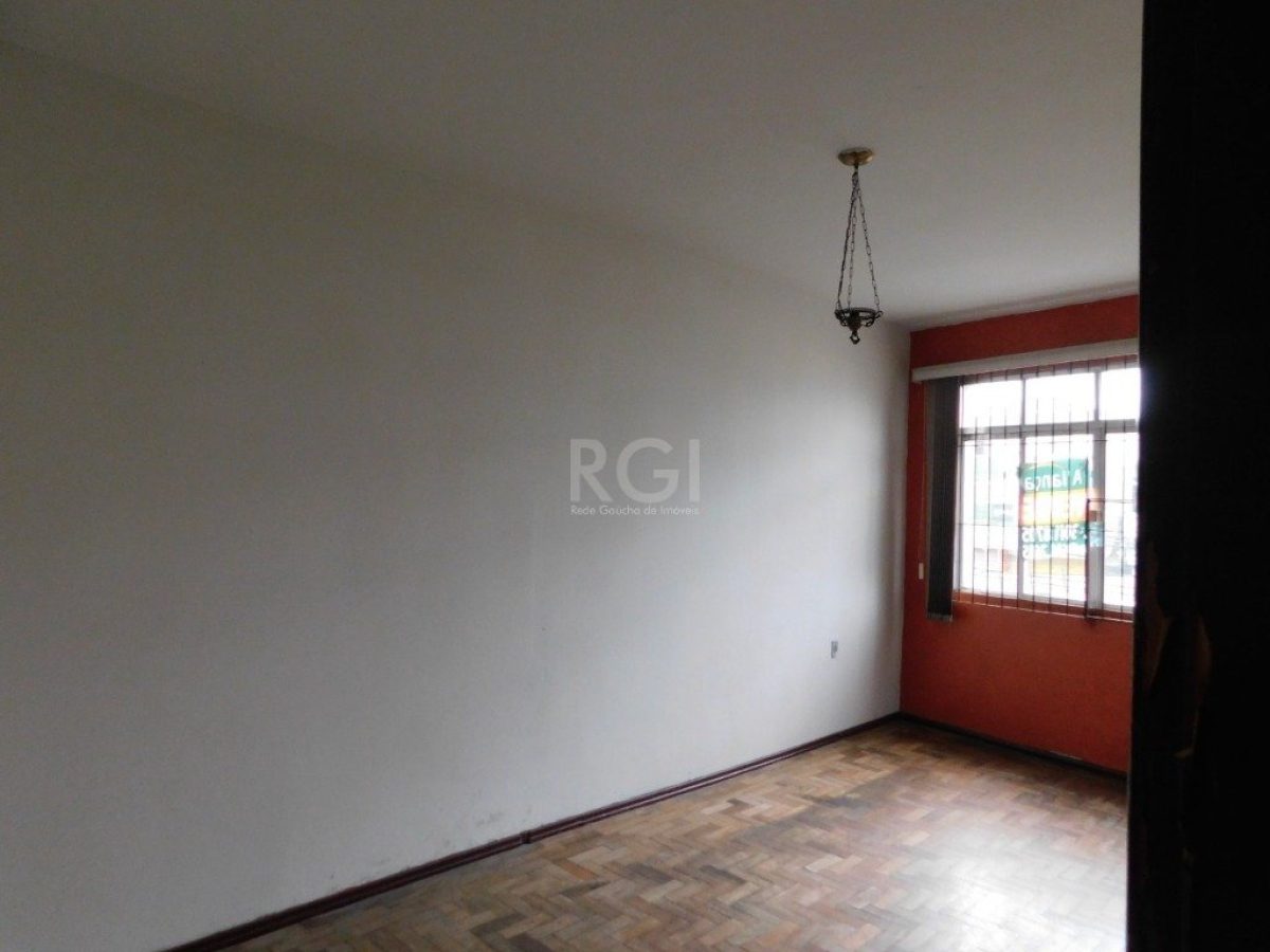 Apartamento à venda com 80m², 3 quartos, 1 suíte no bairro Passo d'Areia em Porto Alegre - Foto 1