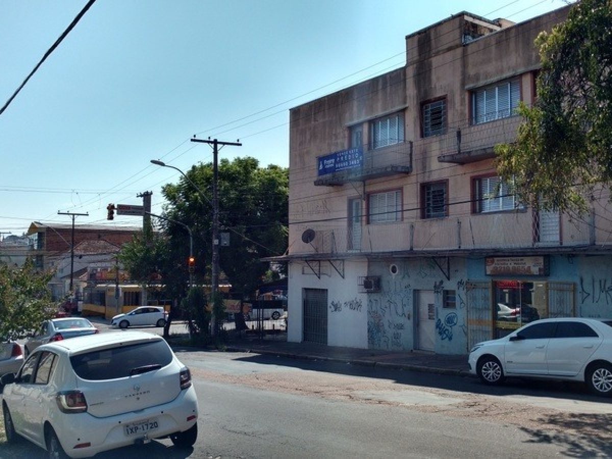 Predio à venda com 489m² no bairro Medianeira em Porto Alegre - Foto 1