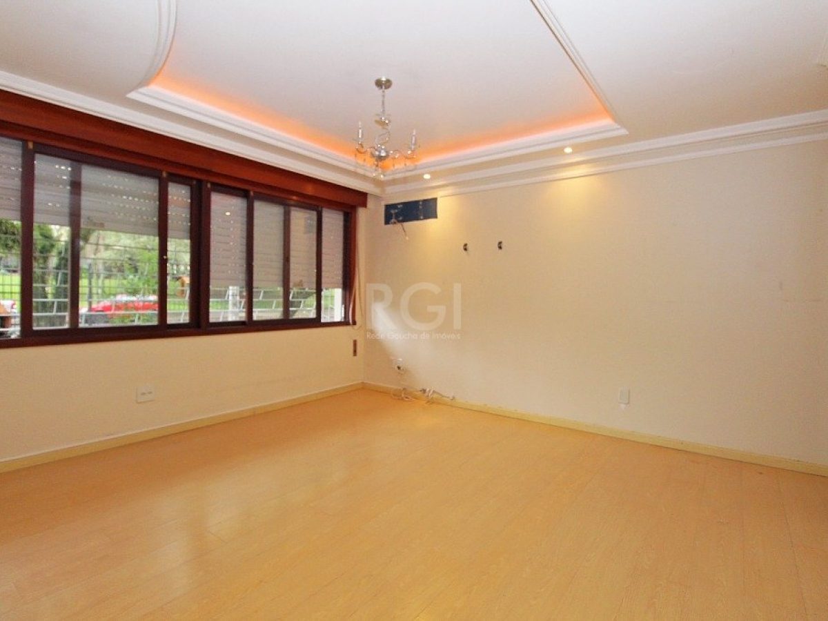 Apartamento à venda com 103m², 2 quartos, 1 suíte, 1 vaga no bairro Jardim Lindóia em Porto Alegre - Foto 1