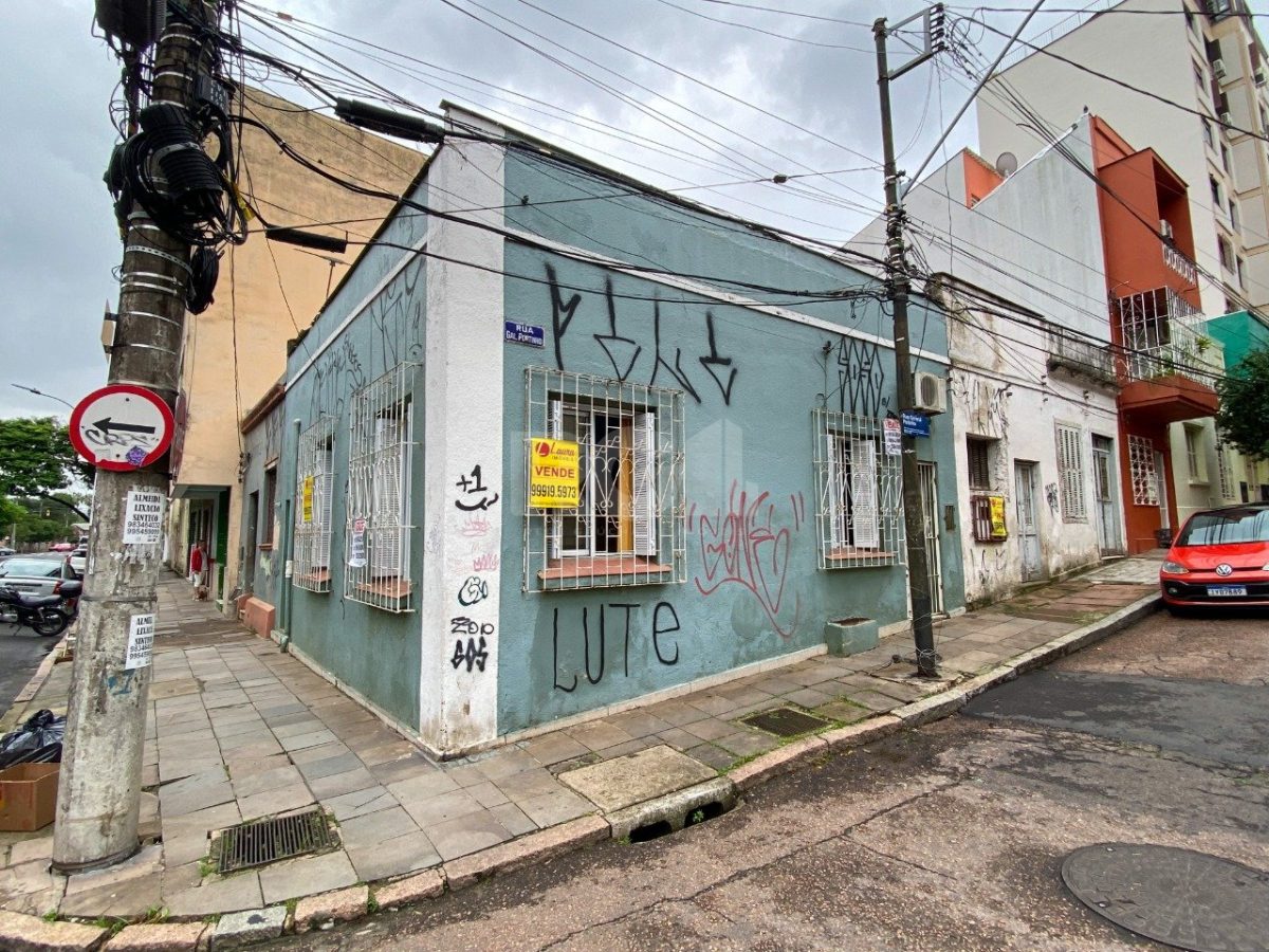 Casa à venda com 64m², 2 quartos no bairro Centro Histórico em Porto Alegre - Foto 1