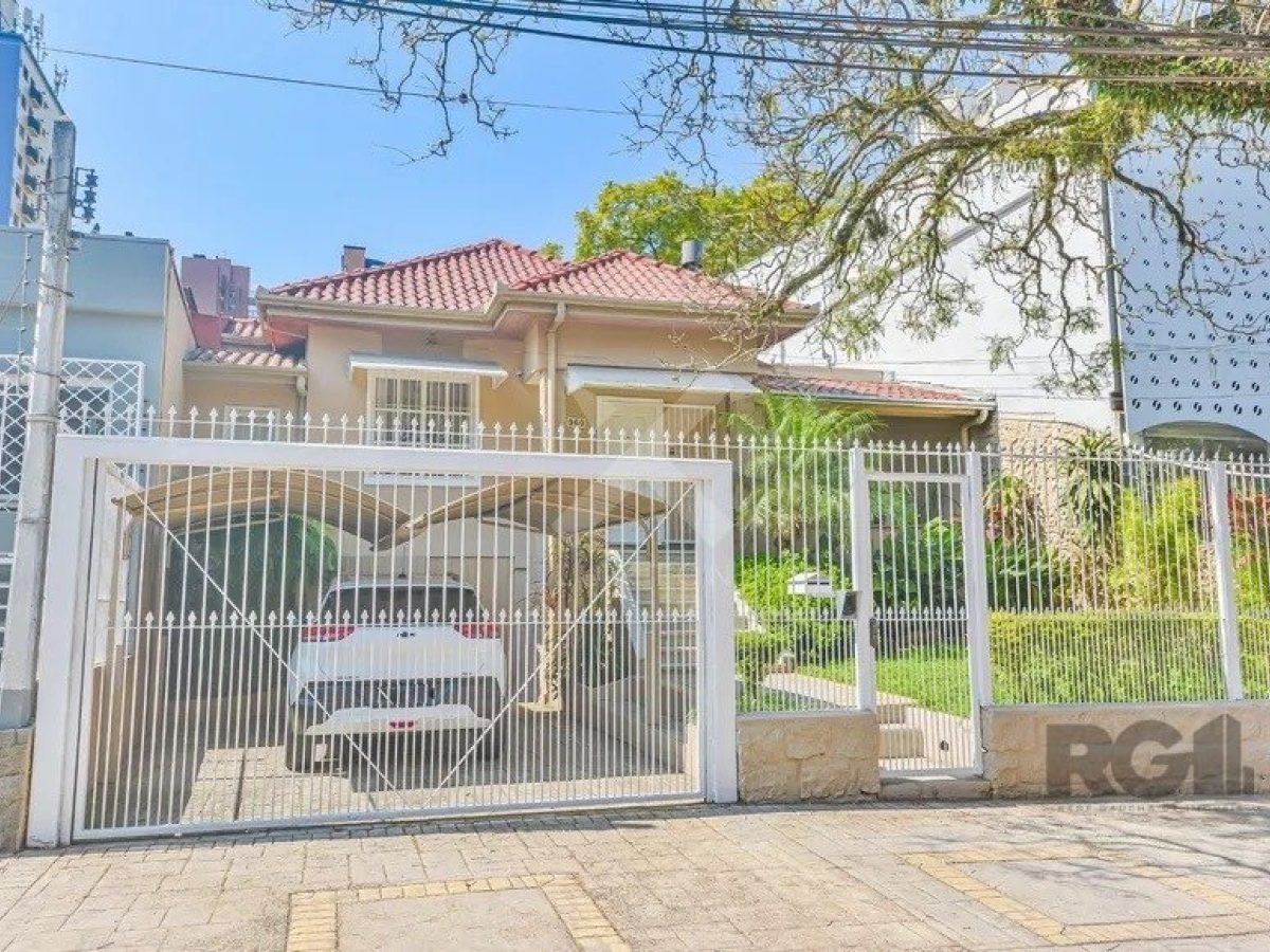 Casa à venda com 660m², 4 quartos no bairro Petrópolis em Porto Alegre - Foto 1