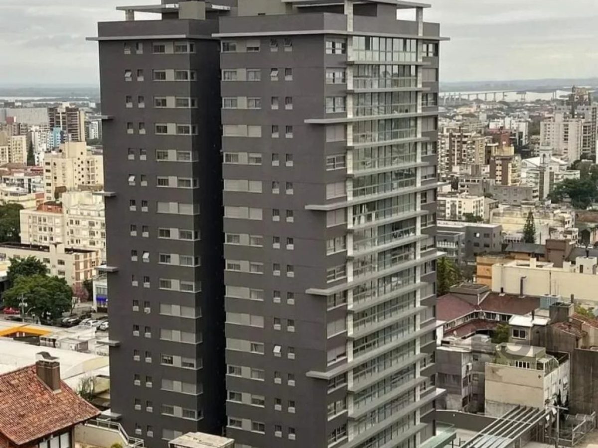 Apartamento à venda com 159m², 3 quartos, 3 suítes, 3 vagas no bairro Auxiliadora em Porto Alegre - Foto 1