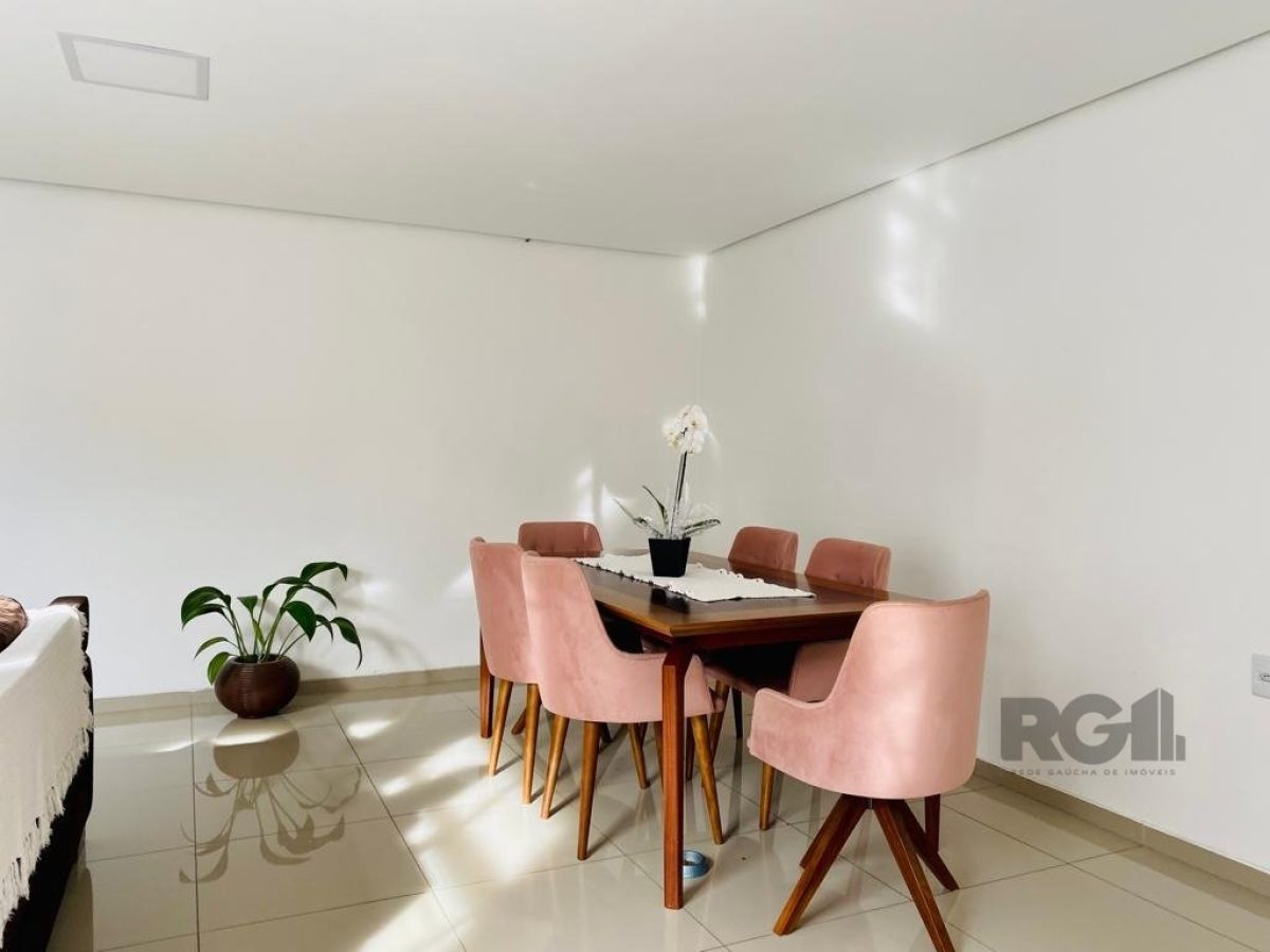 Apartamento à venda com 136m², 2 quartos, 1 suíte no bairro Medianeira em Porto Alegre - Foto 1