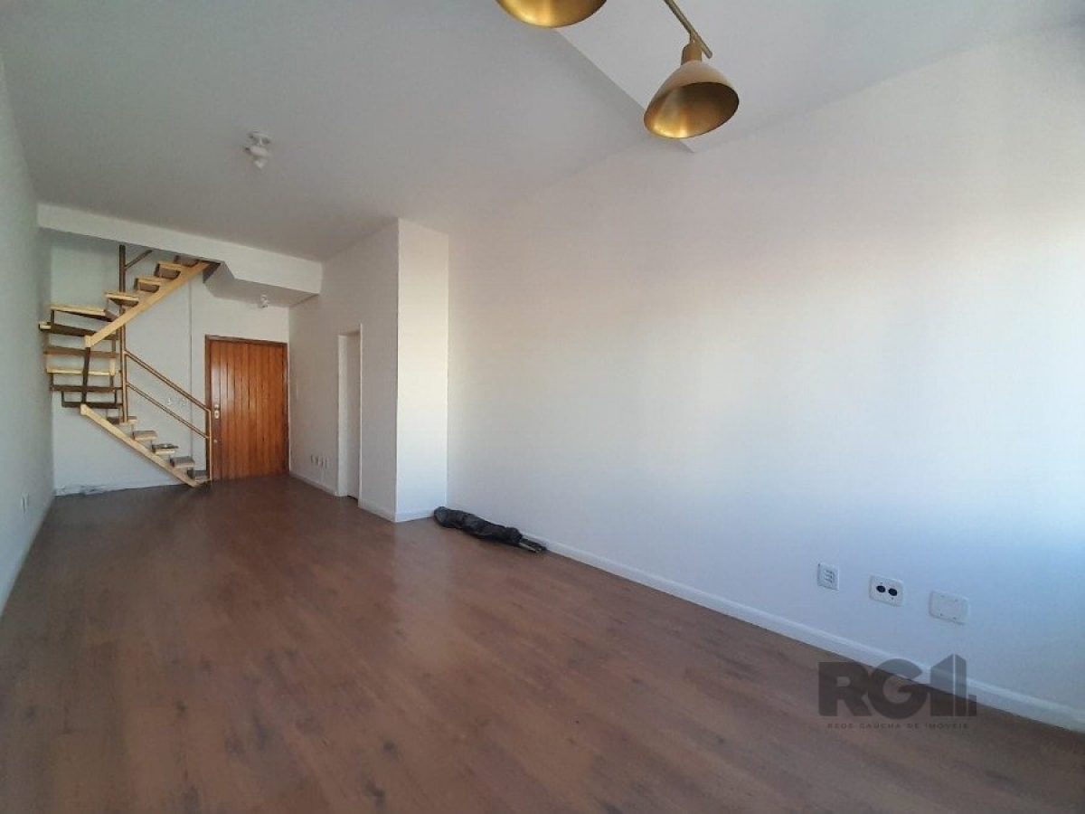 Conjunto/Sala à venda com 67m² no bairro Petrópolis em Porto Alegre - Foto 1