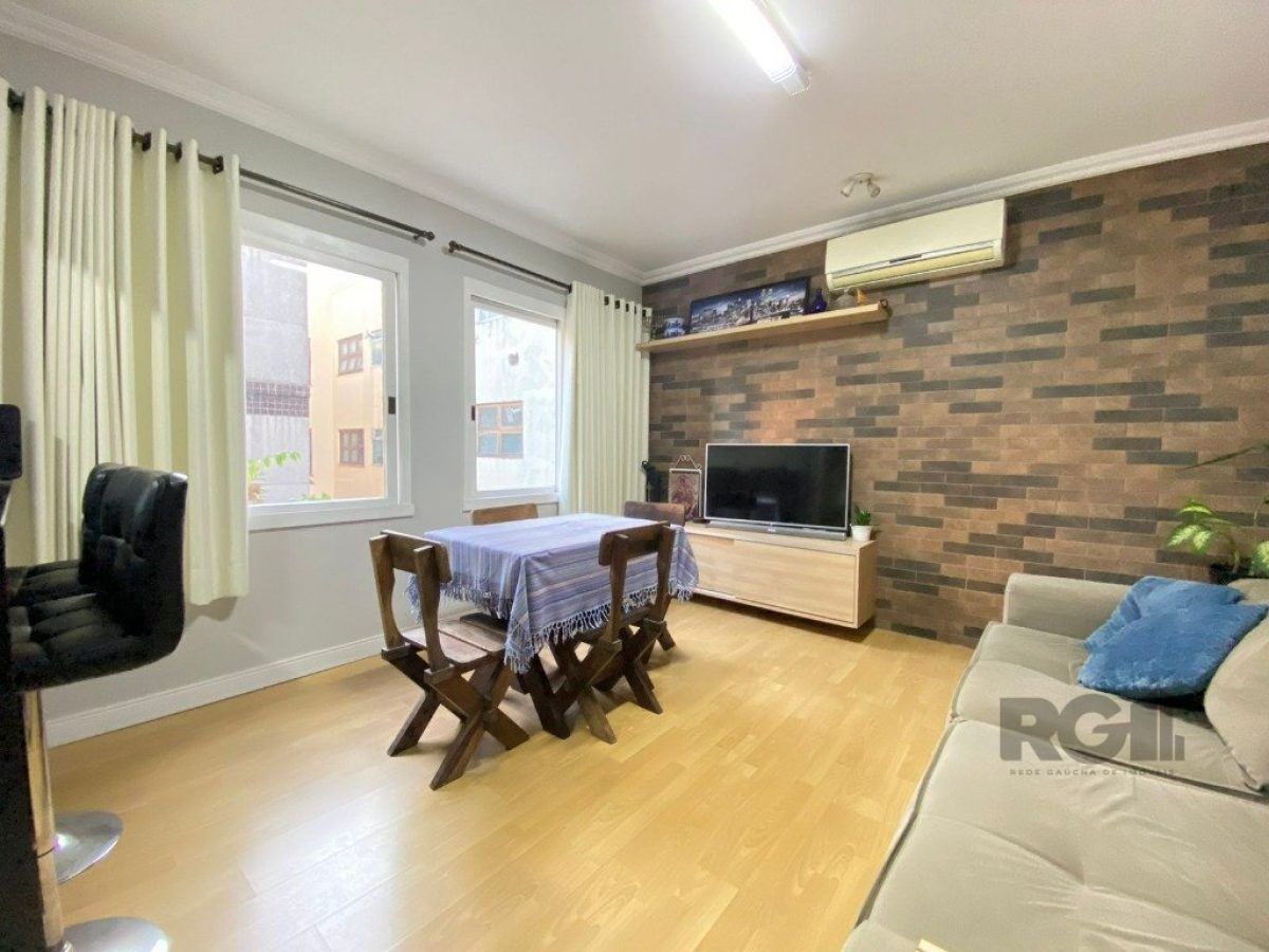 Apartamento à venda com 64m², 2 quartos, 1 vaga no bairro Petrópolis em Porto Alegre - Foto 1